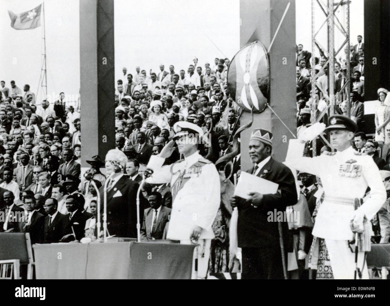 Le prince Philip fête le Jour de l'indépendance avec Jomo Kenyatta Banque D'Images