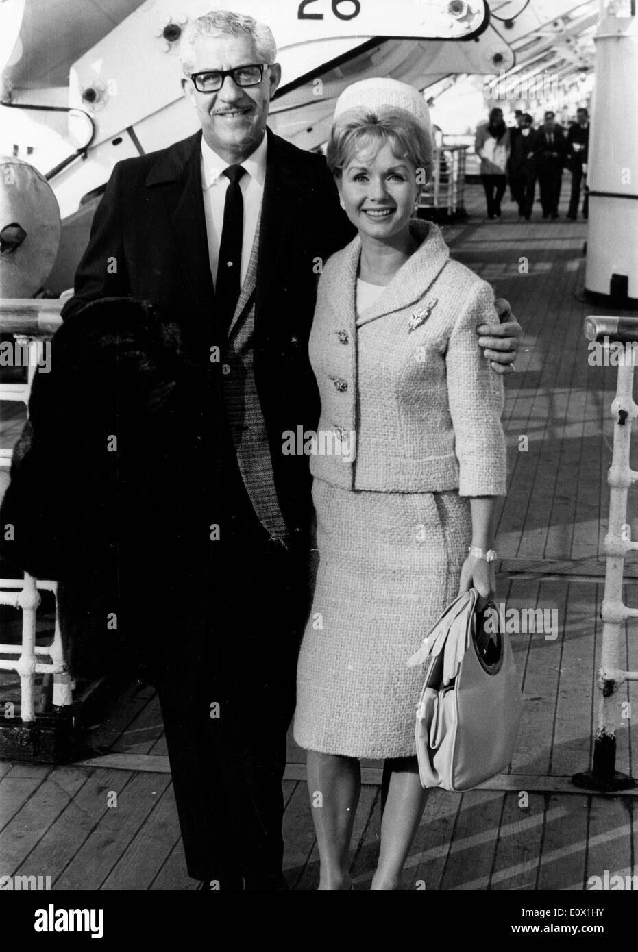 L'actrice Debbie Reynolds avec mari Harry Karl Banque D'Images