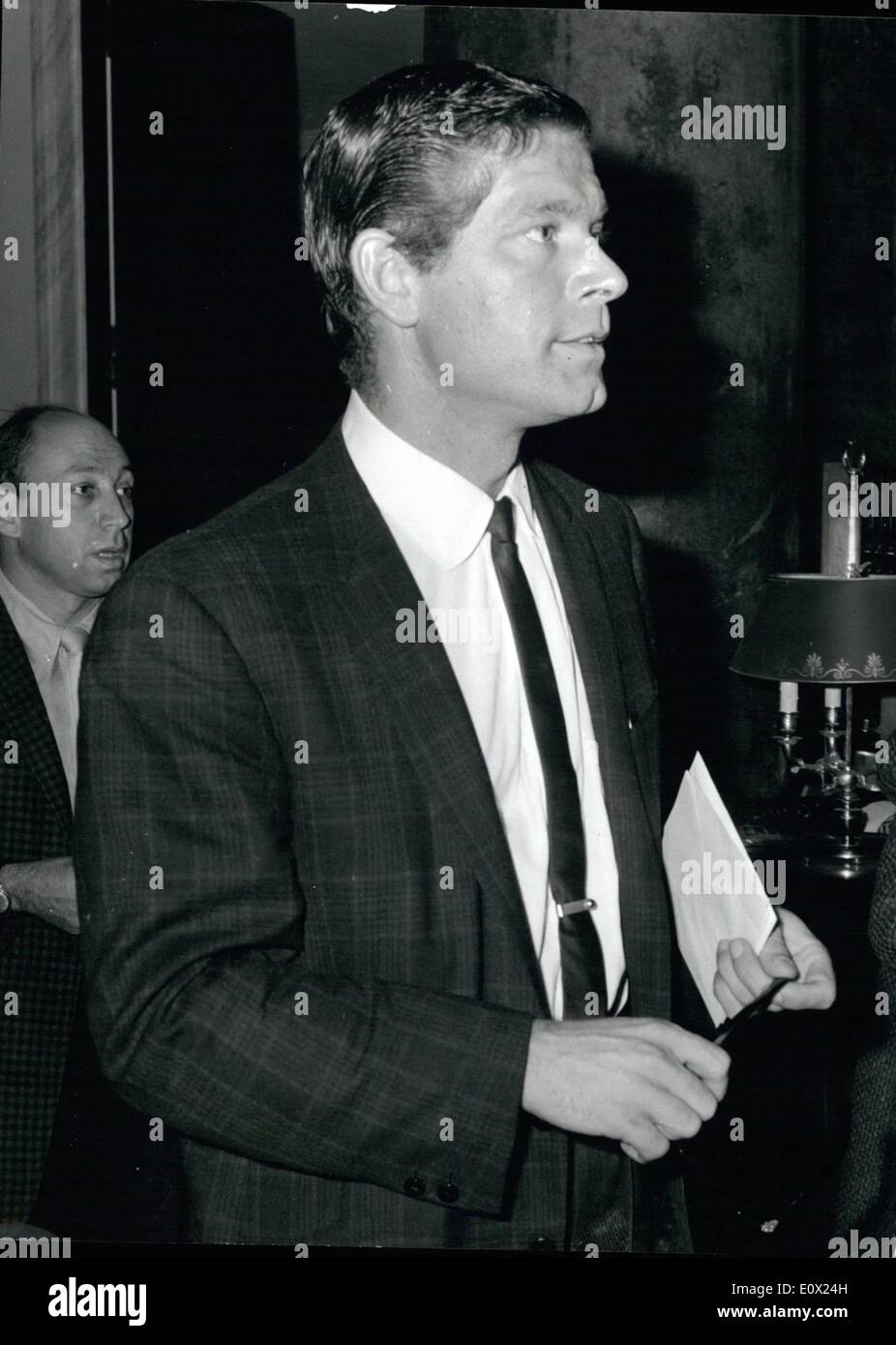 Novembre 11, 1964 - Rome, 13 novembre 1964 - Stephen Boyd, le célèbre acteur Irlandais sont arrivés aujourd'hui à Rome pour prendre part en tant que Roi de Banque D'Images