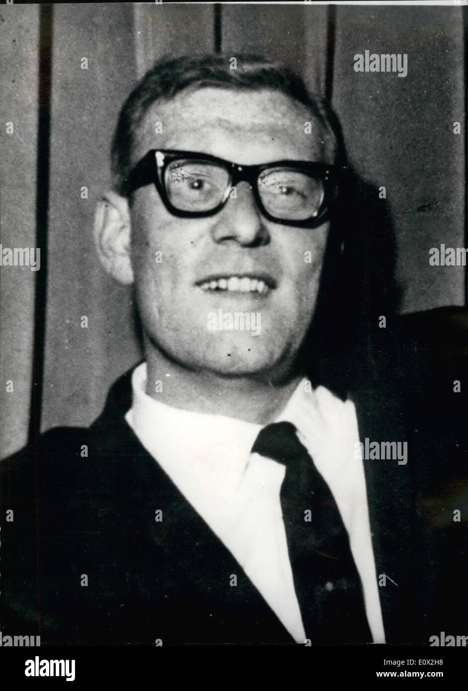 01 janvier, 1965 - l'homme qui manière, être victime d'une fin de l'est ''klaxonnant sans corps'' - Mystère : Scotland Yard ont publié un portrait de M.Thomas ''Ginger'' notes - un concessionnaire de Redman. Stepney - après la découverte de sang - une cartouche de 22 cas et une paire de spécial casse dans Cheshire Street, Bethnal Green - à la fin de semaine. La peur de la police que M., les marques peuvent avoir été victimes d'un tir - comme aucune trace de lui n'a pas encore - - a été découvert. Photo montre M. Thomas ''Ginger'' Marques. Banque D'Images