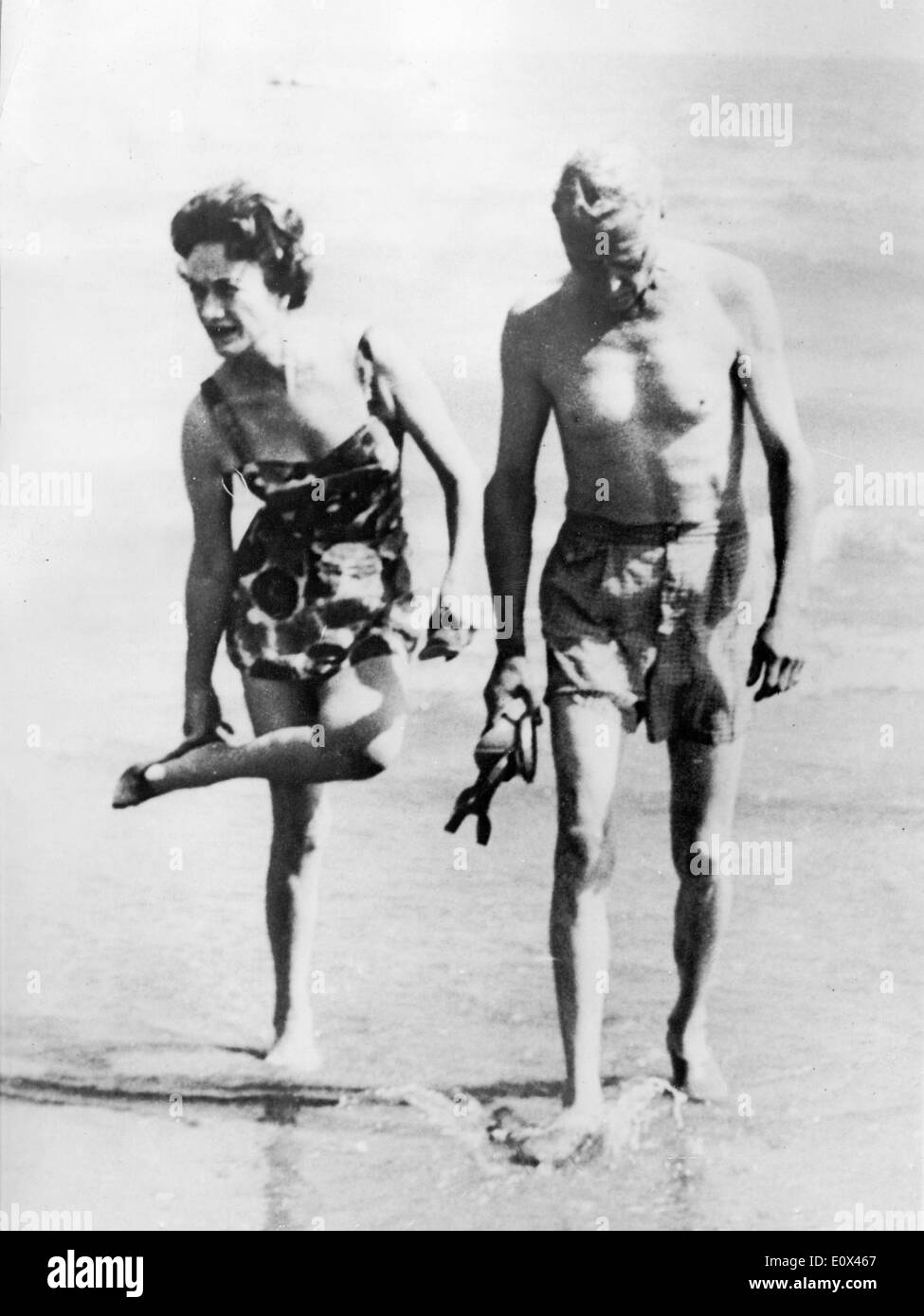 Édouard VIII et Wallis Simpson sur la plage en vacances Banque D'Images