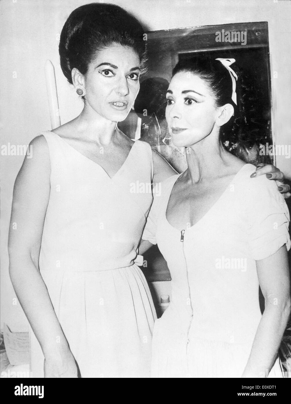 La chanteuse d'opéra Maria Callas avec Margot Fonteyn ballerina Banque D'Images