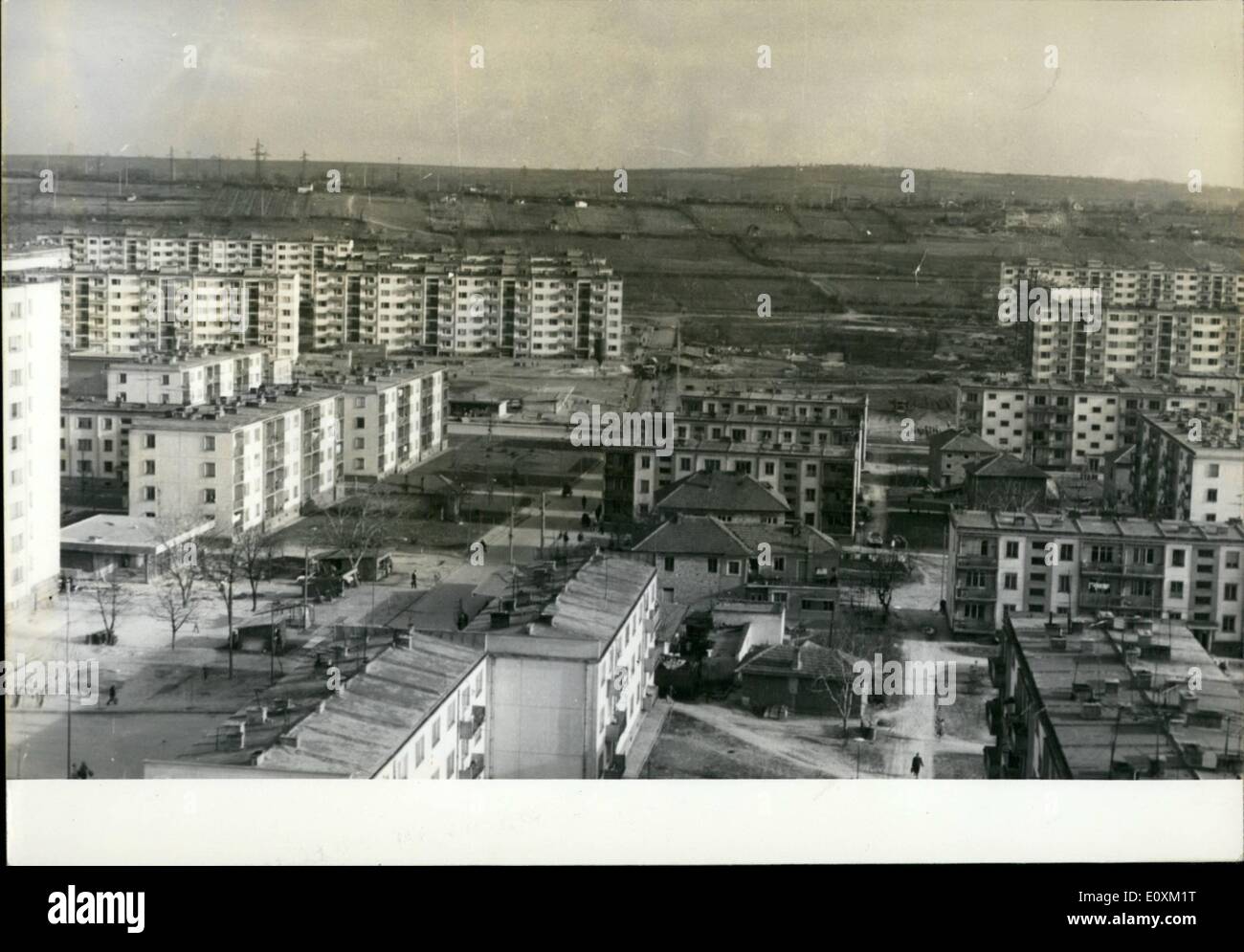 05 mai 1967 - Nouveaux logements de la Bulgarie La nouvelle section résidentielle en Russe Banque D'Images