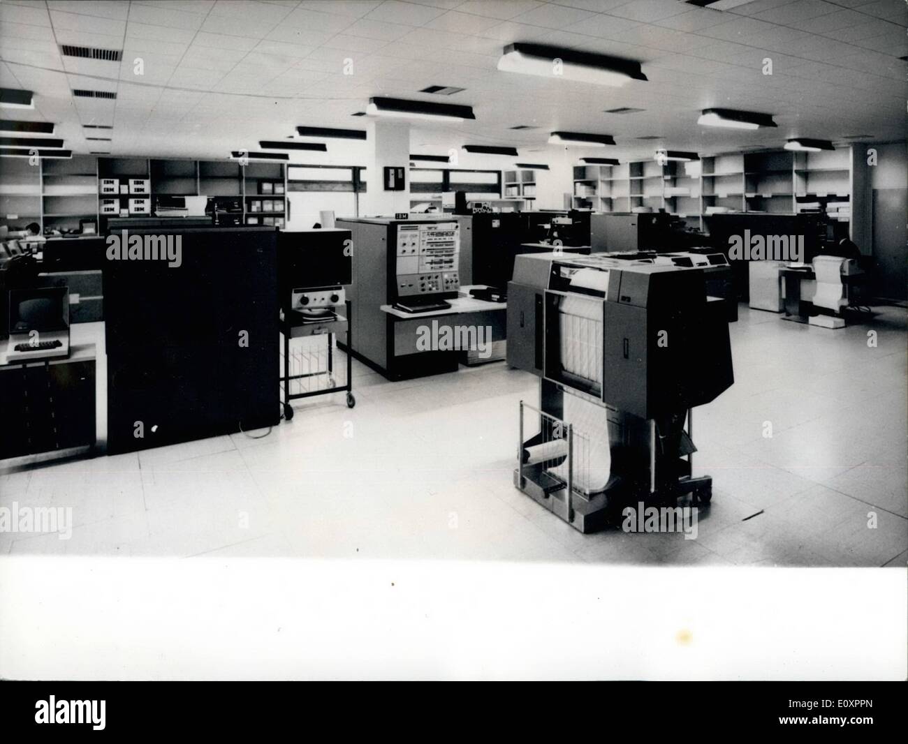 10 octobre 1967 Jeux Olympiques d'hiver 1967 - Grenoble : Le centre IBM où les résultats seront évalués. Banque D'Images