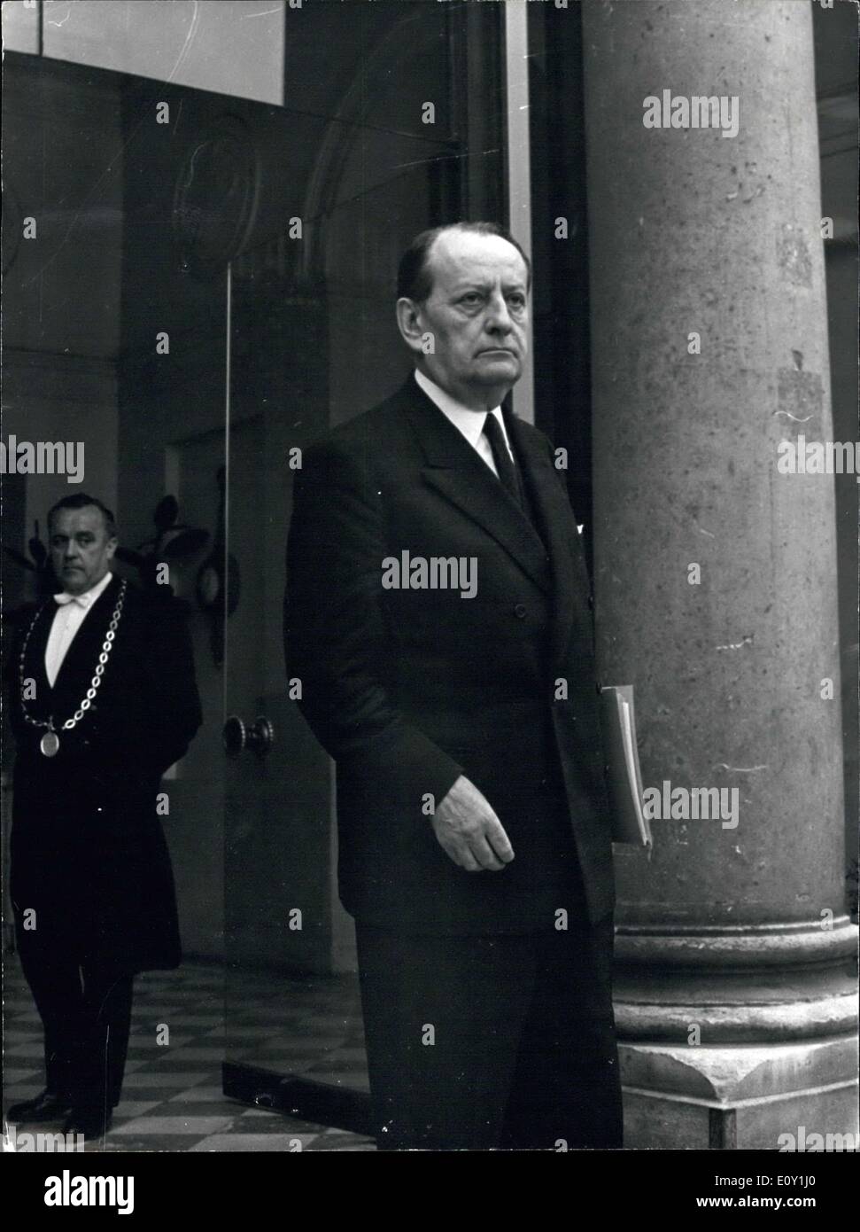 23 mai 1968 - André Malraux quitte le Conseil des ministres Banque D'Images