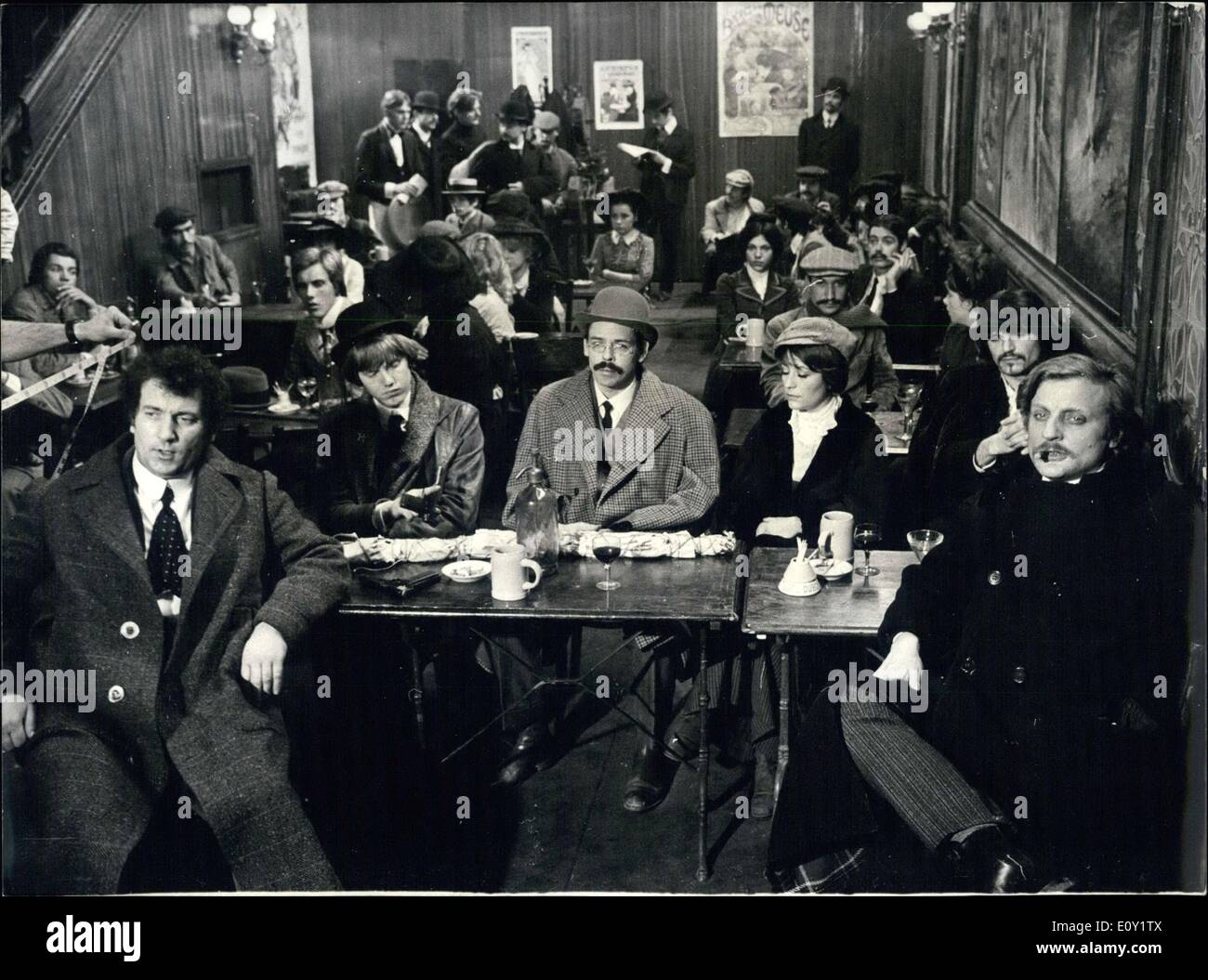 Le 09 mai, 1968 - Jacques Brel Annie Girardot Jean-Pierre Kalfon un Bruno Cremer Acteurs Banque D'Images