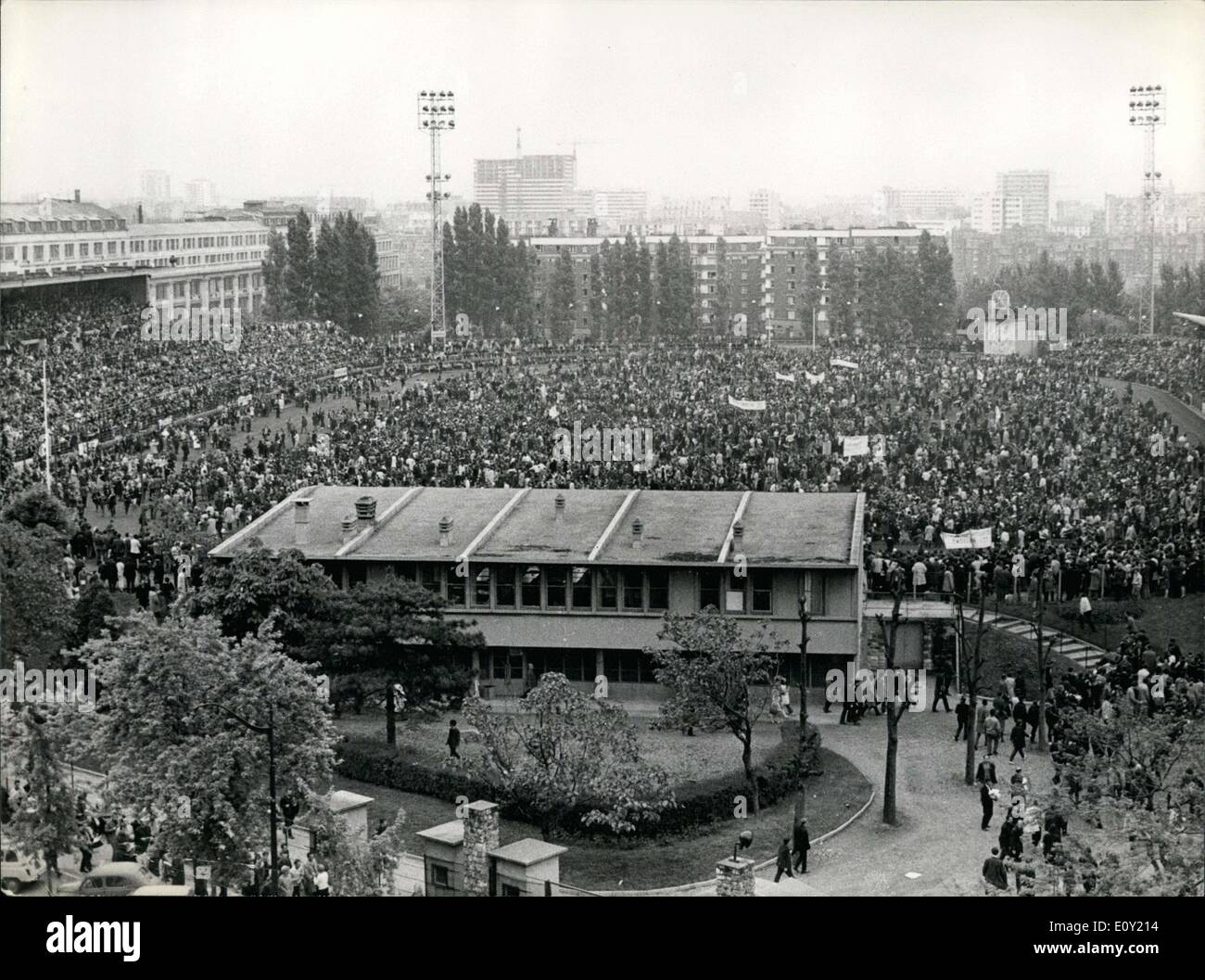 28 mai 1968 - Tenue au stade Charlety, Paris Banque D'Images