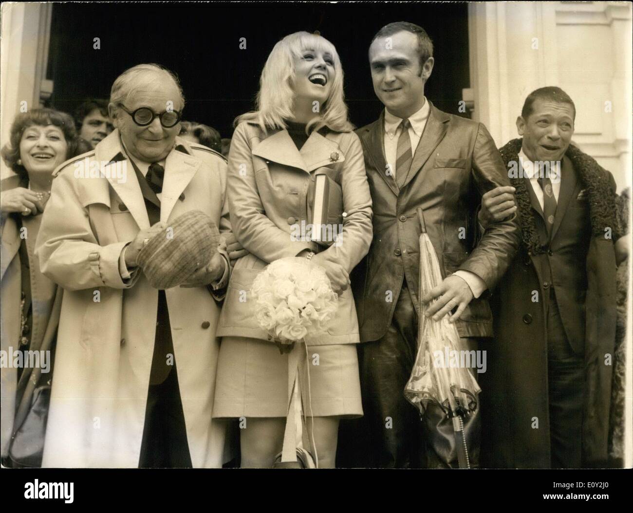 Septembre 09, 1968 - Mylène Demongeot Mylene Jeudi 28 Novembre 2013 : le  Demongeoy français de renommée internationale sen star, était marié à Marc  Simen Photo Stock - Alamy
