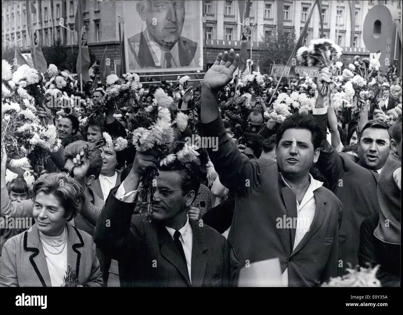 Septembre 09, 1968 - La solennelle démonstration du travail de Sofia à l'occasion de la fête nationale de la Bulgarie - 9 septembre. photo montre un moment de la manifestation. Banque D'Images