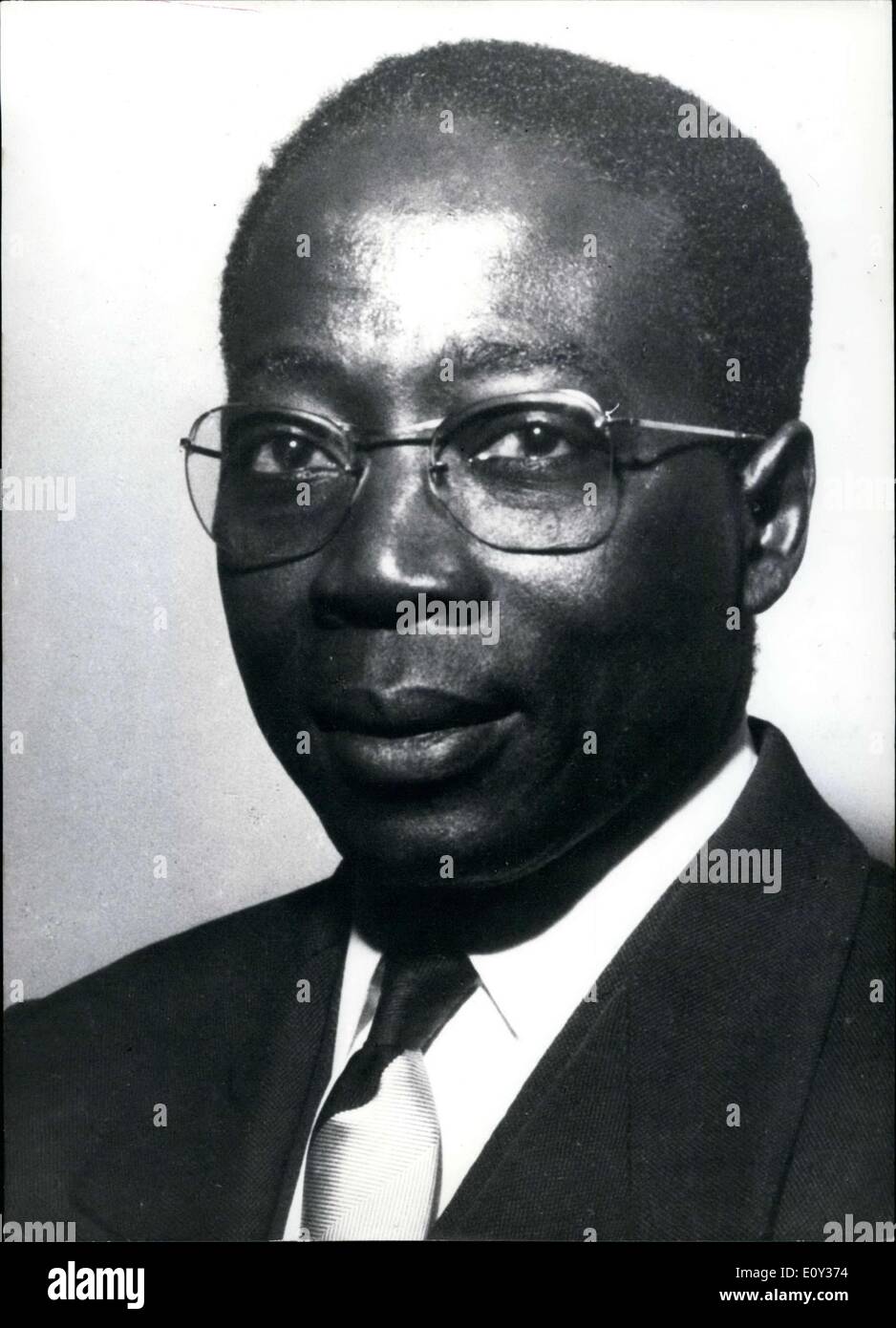 Septembre 12, 1968 - Senghor fait campagne depuis le début des efforts pour l'indépendance de l'Afrique, et il a travaillé vers une unité de l'Afrique et la réconciliation avec l'Europe. Depuis l'indépendance du Sénégal en 1960, il a été le président de la République. Le 22 septembre 1968, il recevra le Prix de la paix du livre allemand à Francfort's Paulskirche. Banque D'Images
