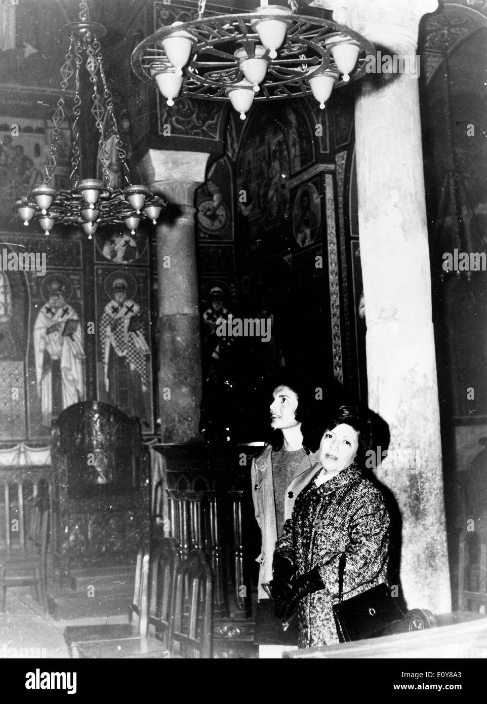 La Première Dame Jackie Kennedy Onassis voit la vue à Athènes Banque D'Images