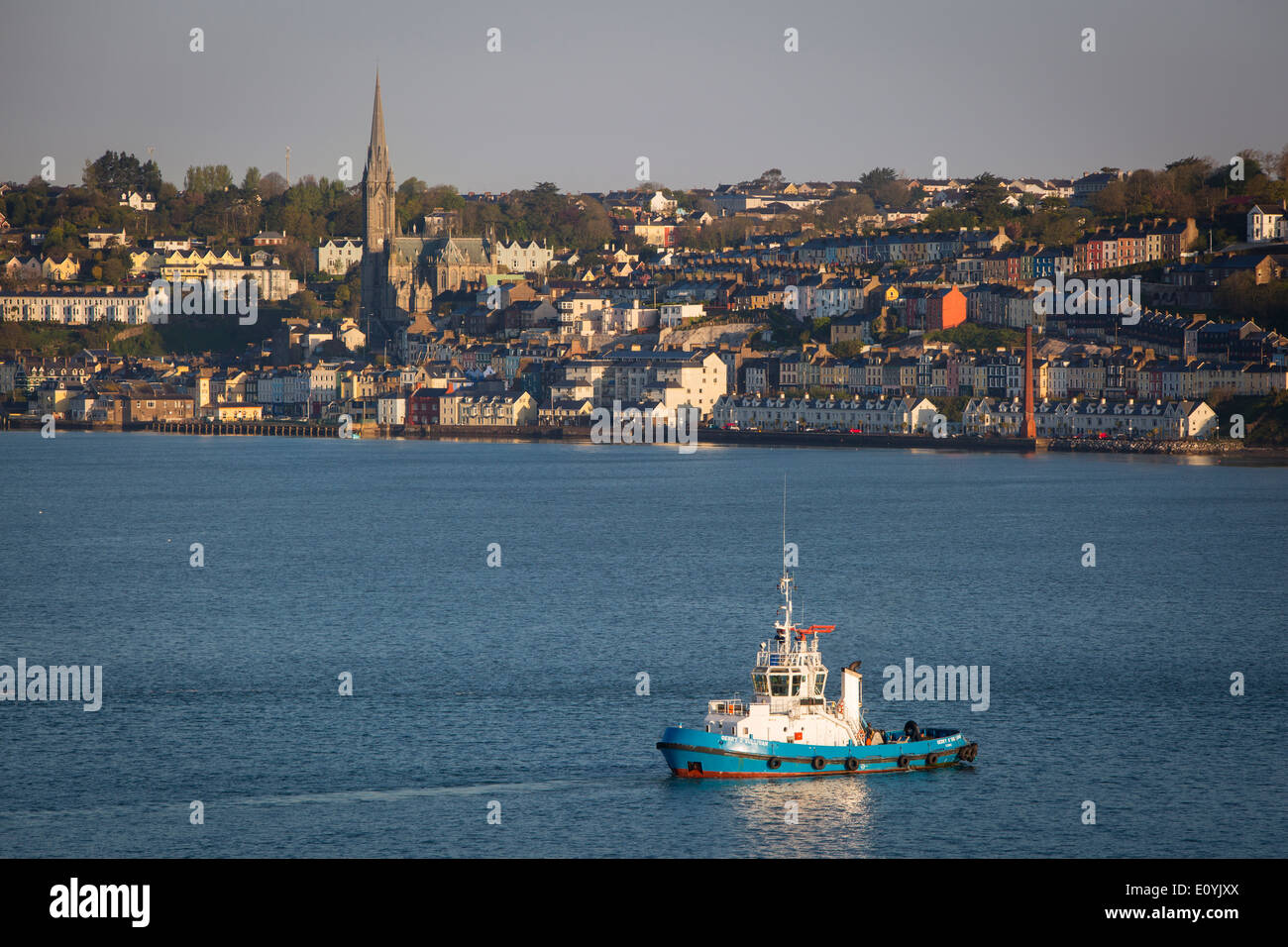 Remorqueur dans le port de Cobh, Irlande Cork Banque D'Images