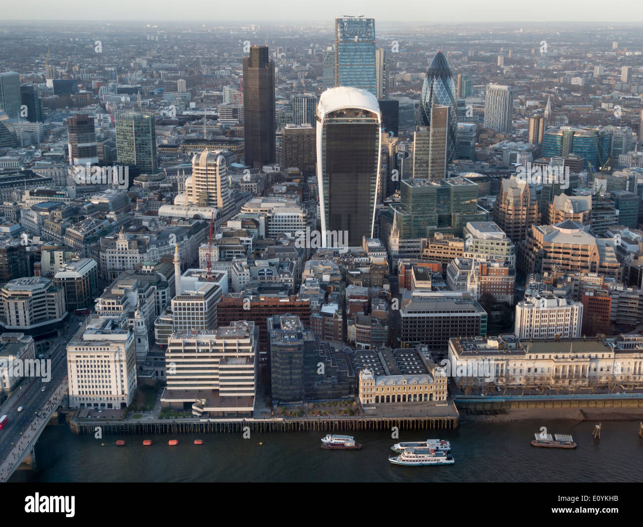 L'Europe, Royaume-Uni, Angleterre, Londres, paysage urbain CBD Talkie Walkie Banque D'Images