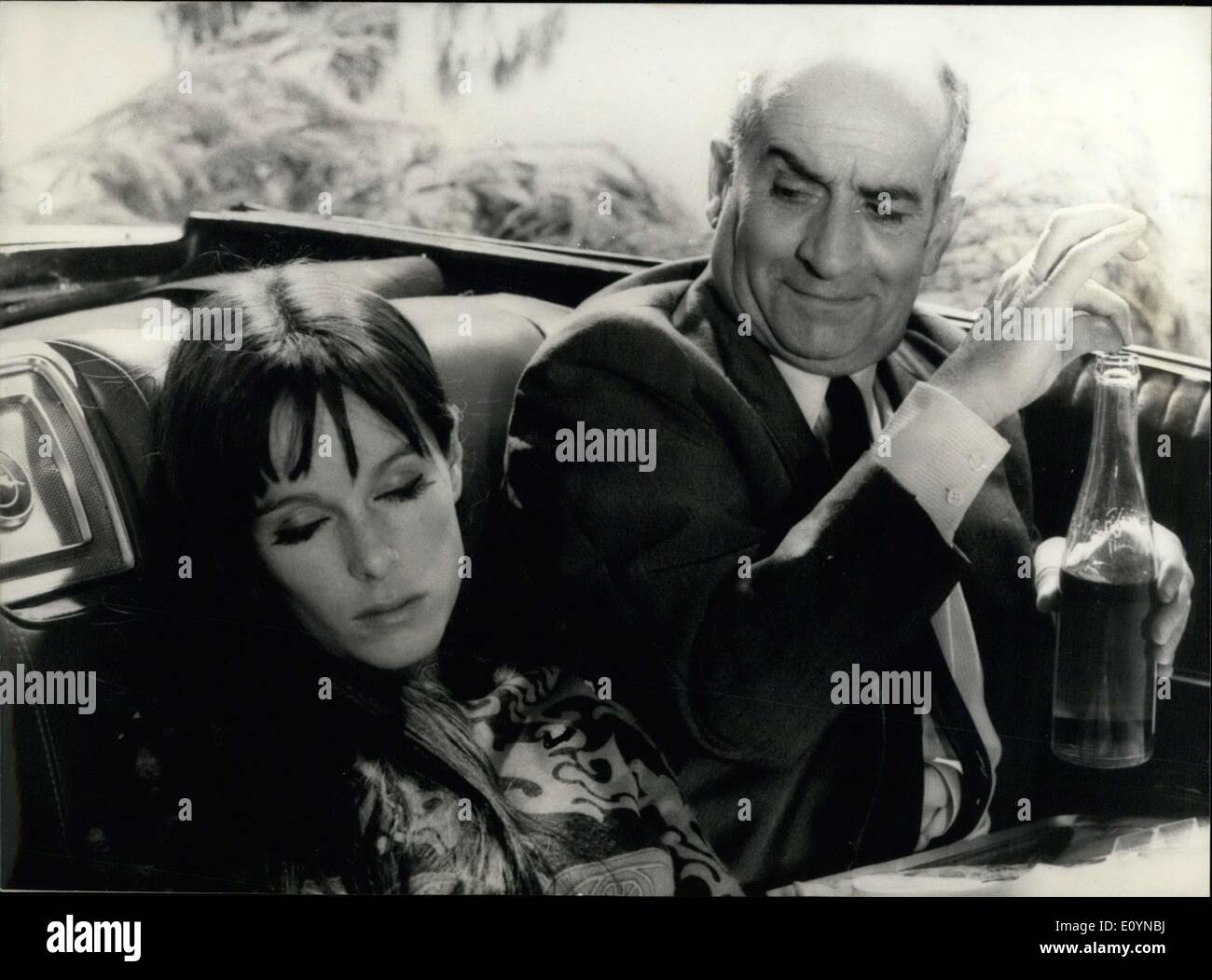 17 novembre 1970 - Louis de Funes comme astérix Geraldine Chaplin Film ''sur un membre' .c Banque D'Images