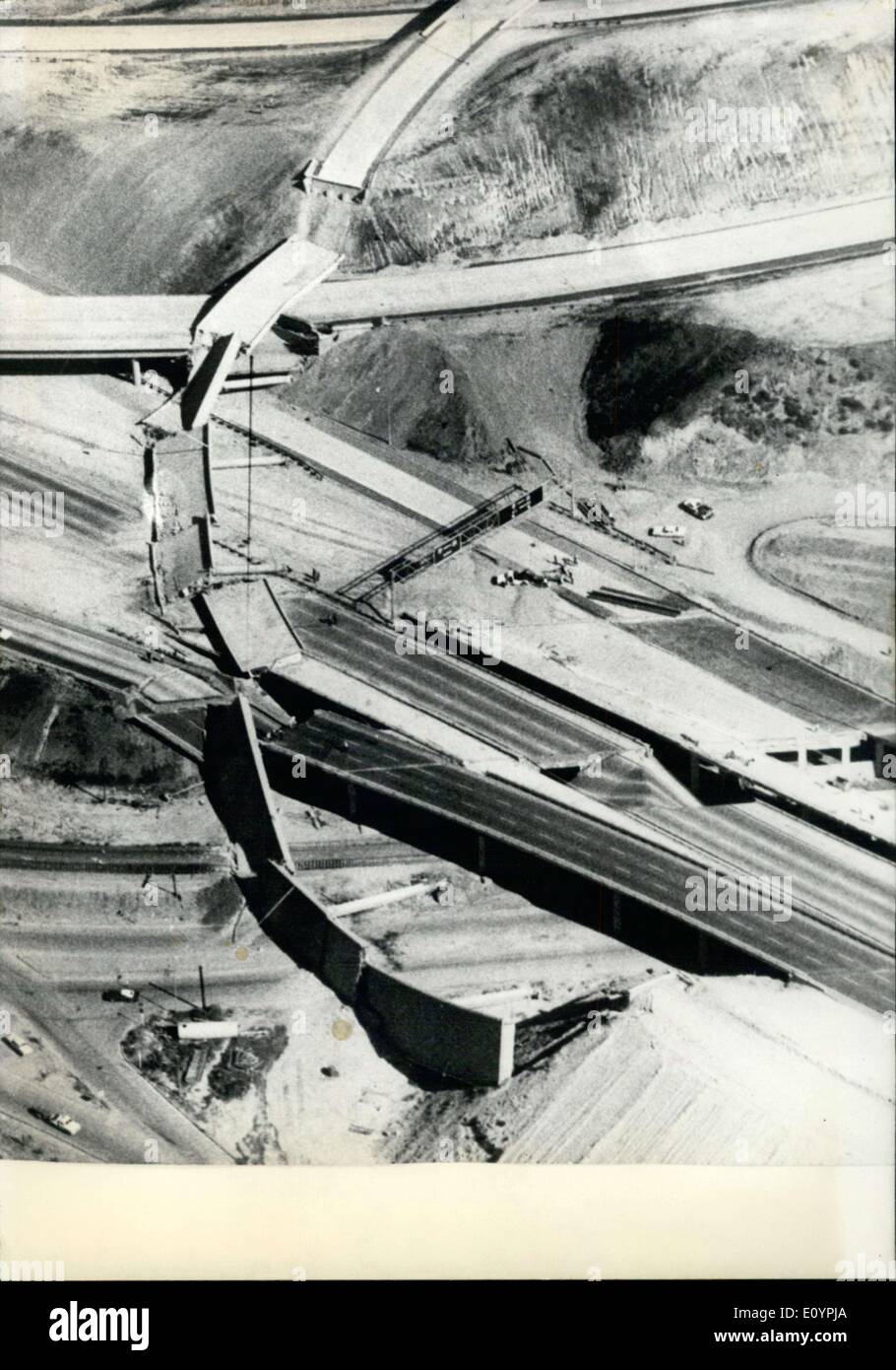 Le 15 février 1971 - Près de 60 personnes ont été retrouvés morts après un séisme secouait la Californie. Banque D'Images