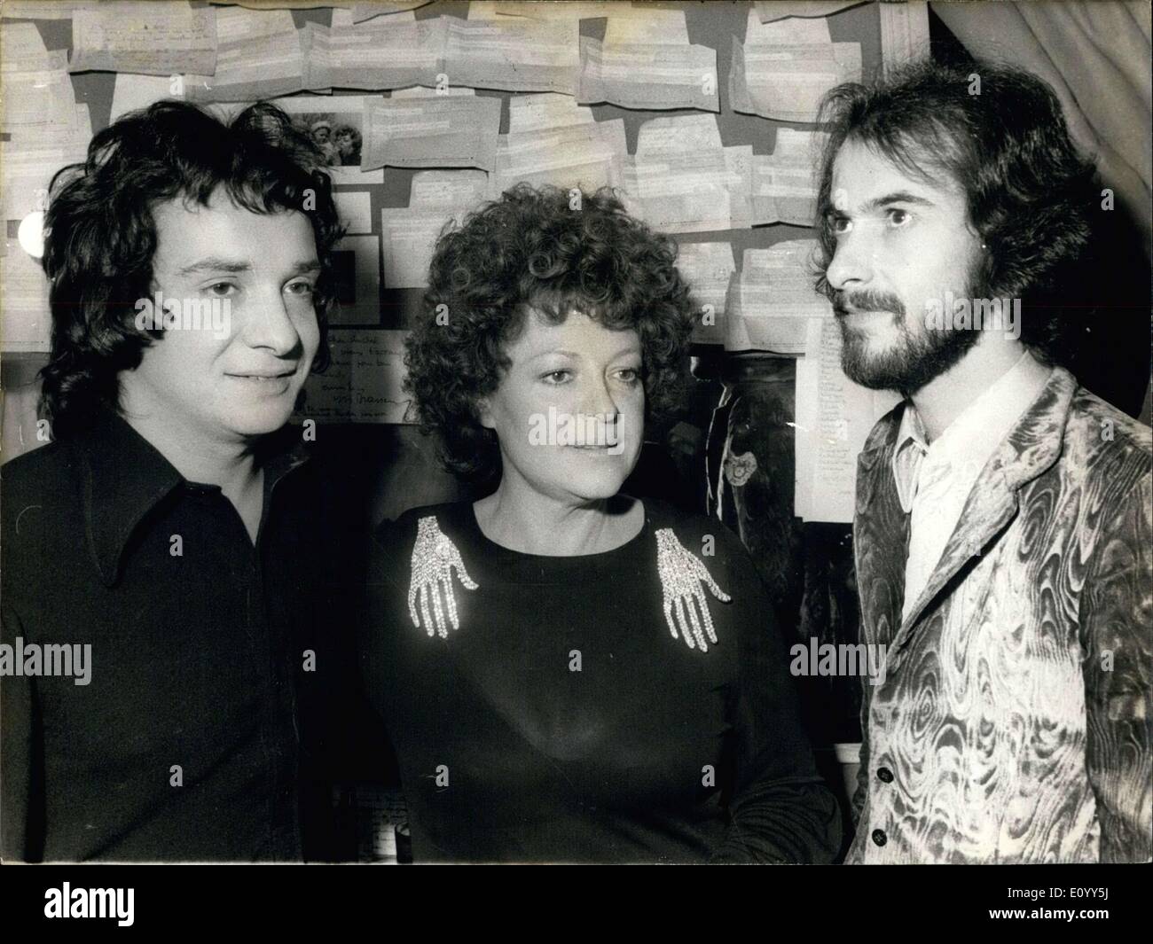 05 nov., 1971 - Michel sardou, Reine de la nuit de Paris, et Michel Fugain Banque D'Images