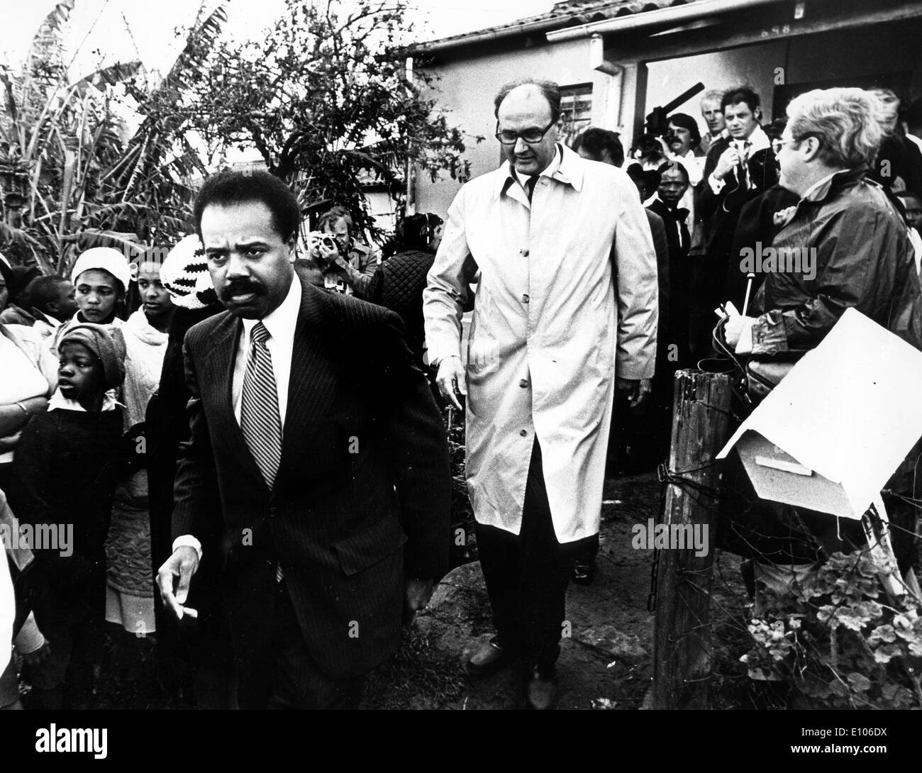 Stephen Bantu Biko (L) (18 décembre 1946 €" 12 septembre 1977) était un célèbre militant anti-apartheid en Afrique du Sud dans les années 1960 Banque D'Images