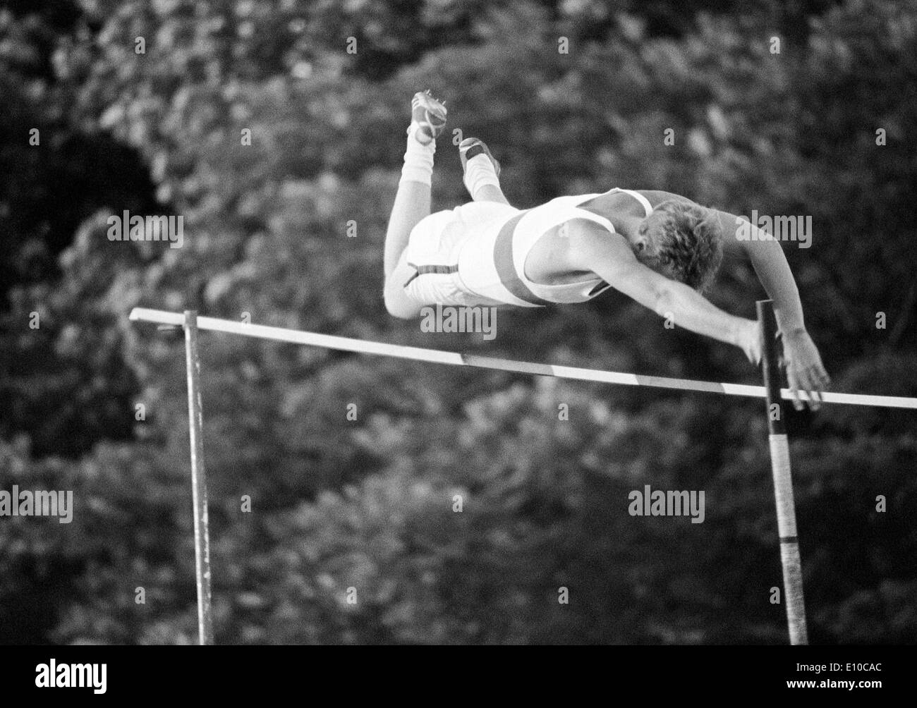 Années 60, photo en noir et blanc, sports, athlétisme, réunion internationale d'athlétisme 1966 à Krefeld-Uerdingen, perche, hommes, du triple saut de Bayer Leverkusen, D-Krefeld, D-Krefeld-Uerdingen, Bas-rhin, Rhénanie du Nord-Westphalie Banque D'Images