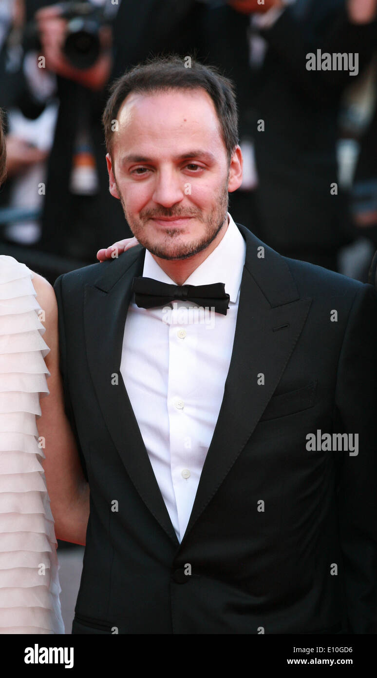 Cannes, France. 20 mai 2014. Fabrizio Rongione dans les deux jours, une nuit (deux jours, Une Nuit) projection de gala tapis rouge à la 67ème Festival du Film de Cannes, France. Le mardi 20 mai 2014 au Festival de Cannes, France. Credit : Doreen Kennedy/Alamy Live News Banque D'Images