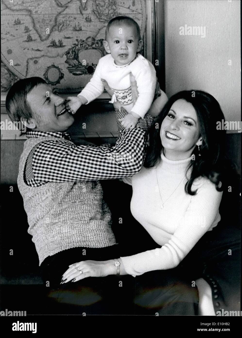 02 Fevrier 1973 Vacances En Suisse Ray Conniff Et Sa Famille Bale Suisse Pour Rendre Visite A Ses Parents En Droit A Bale Ray Conniff Et Sa Famille