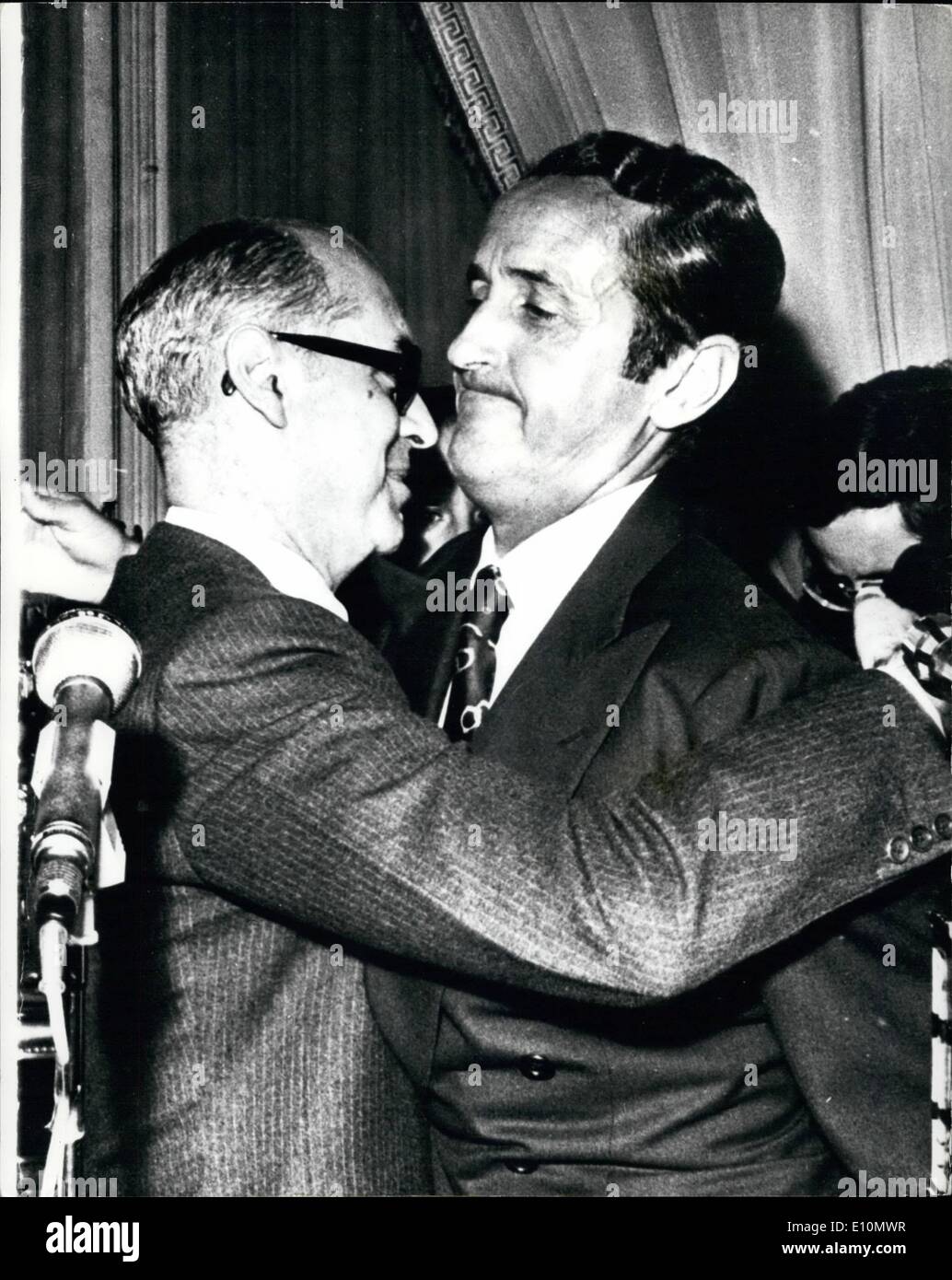 Juin 18, 1973 - 18 juin 1973 SpainÃ¢â' â€" Le ministre des Affaires étrangères, remet à son successeur. Photo montre : Laureano Lopez Banque D'Images