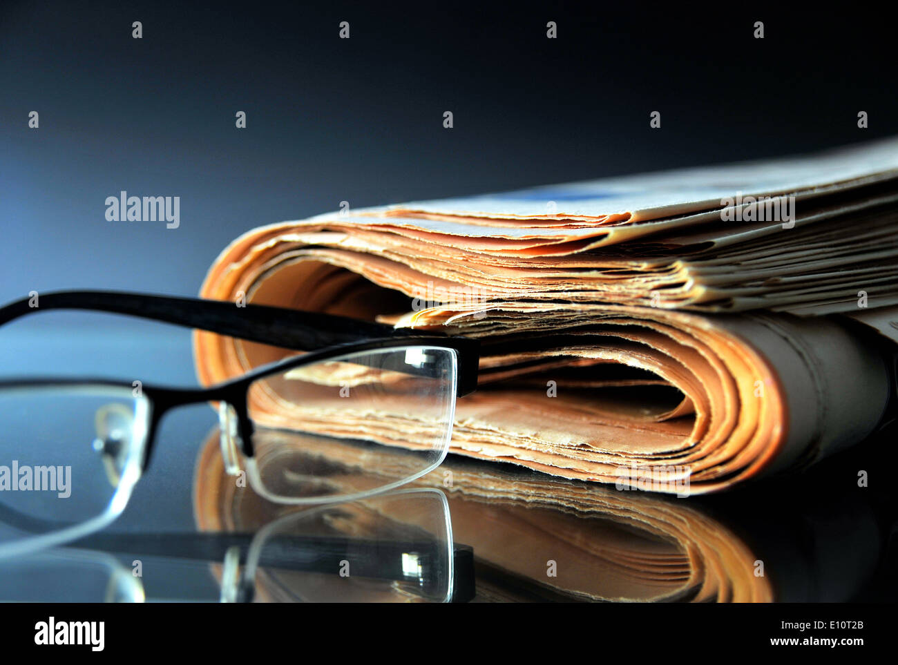 Abonnement journal Banque de photographies et d’images à haute ...