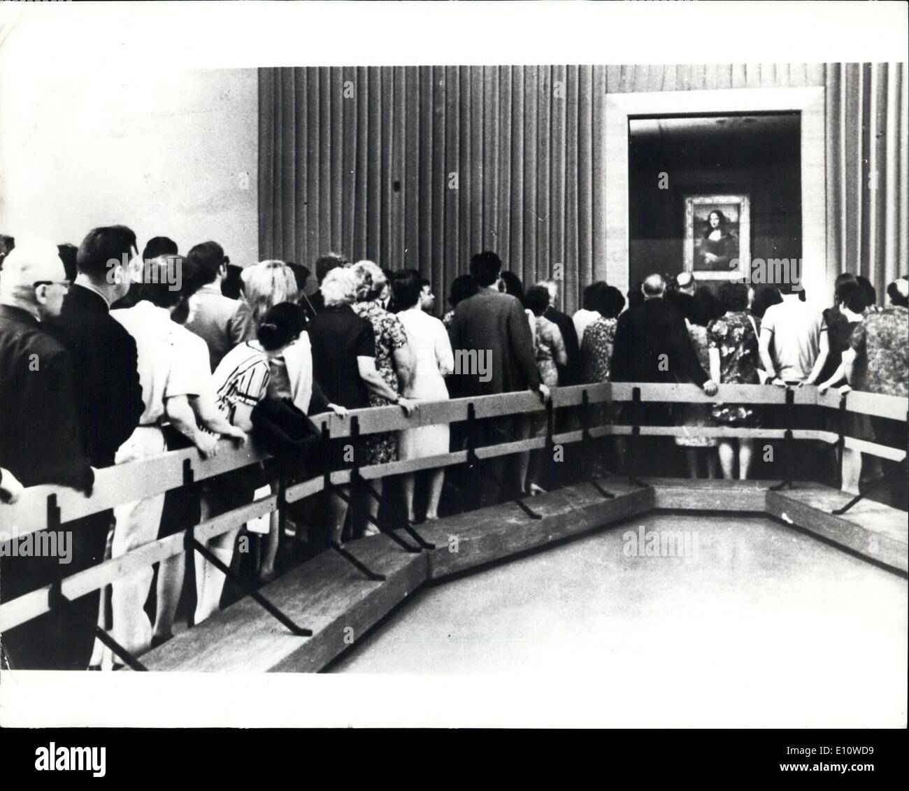 Juin 21, 1974 - Mona Lisa sur voir à Moscou : Après le succès de l'affichage à Tokyo, au Japon, c'est maintenant au tour des gens de Moscou à vu la célèbre Mona Lisa peinture, actuellement présentée dans la capitale russe. Banque D'Images