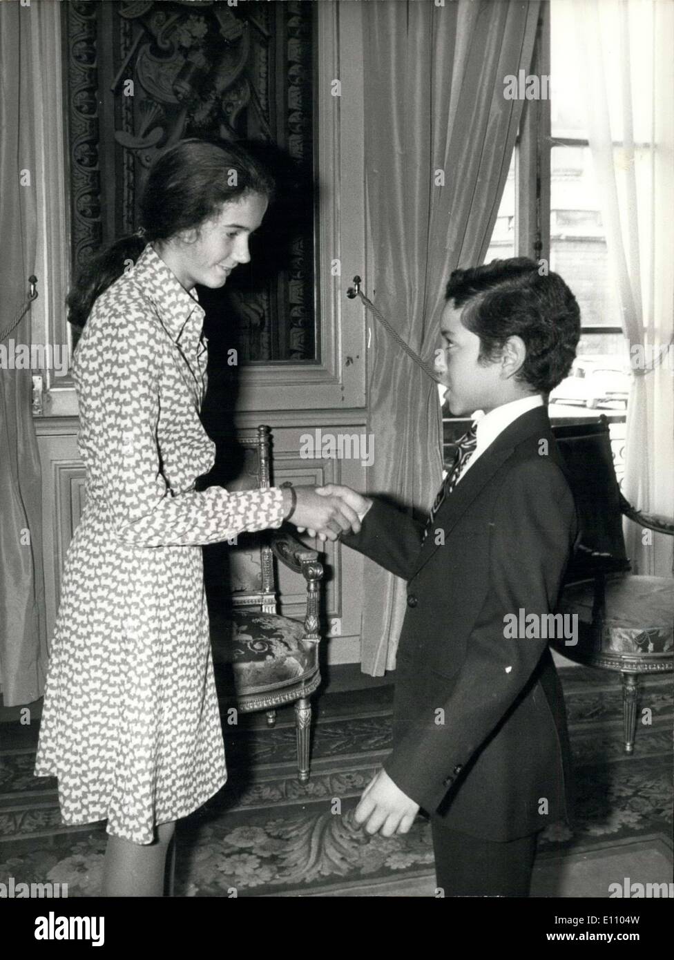 Septembre 12, 1974 - Le Prince héritier Sidi Mohamed, fils du Roi Hassan II du Maroc, a été reçu à l'Elysée par le président Giscard d'Estaing, fille, Jacinthe. Banque D'Images