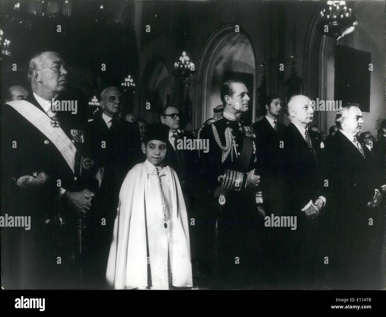 28 novembre 1975 - de gauche à droite : le Prince Bertil de Suède, le Prince Mohamed du Maroc, duc d'Édimbourg, Président de l'Allemagne, Walter Scheel et le Prince Rainier de Monaco. Banque D'Images