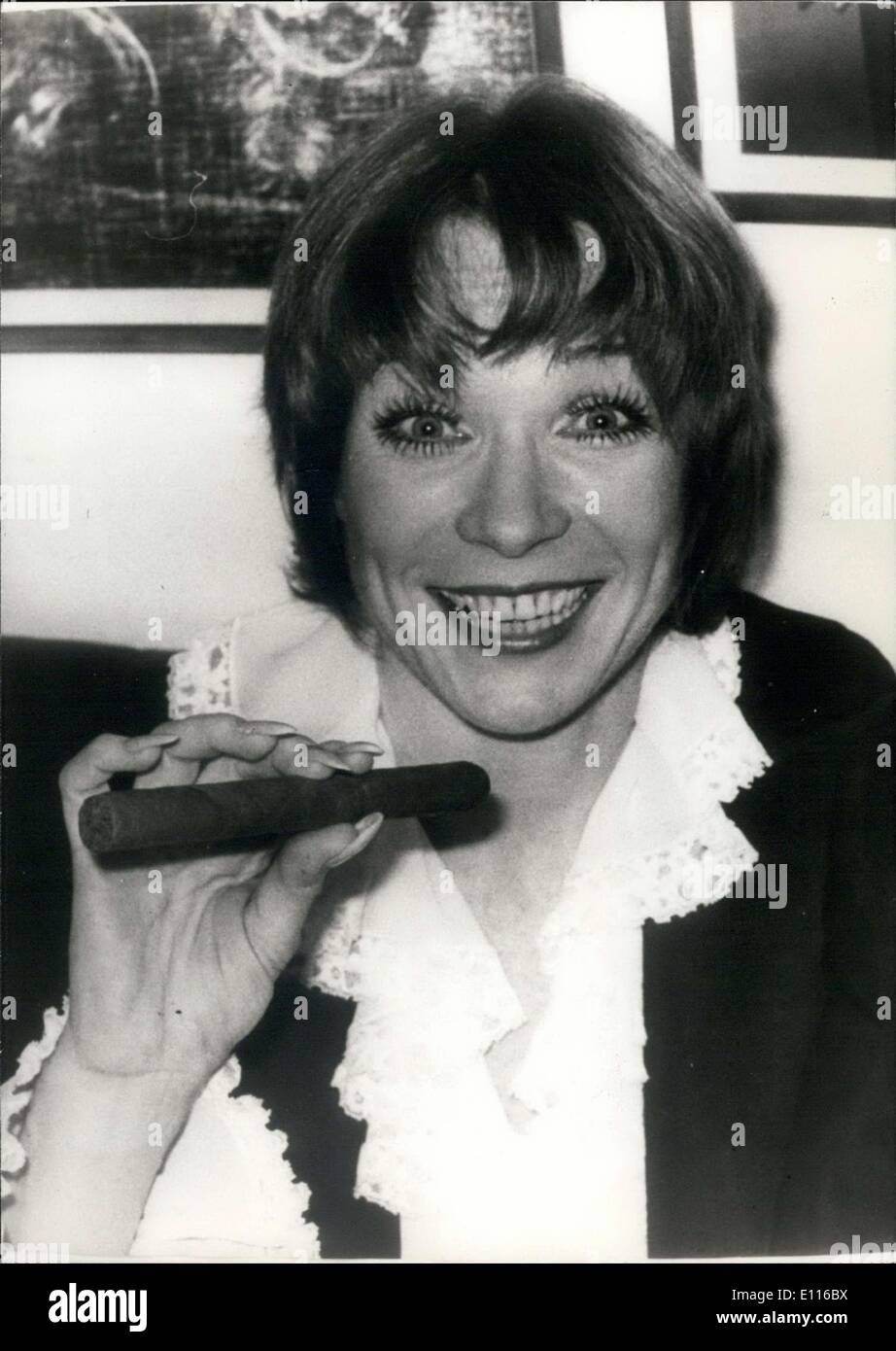 05 février 1976 - L'actrice Shirley MacLaine pour ''Sweet Charity' Banque D'Images