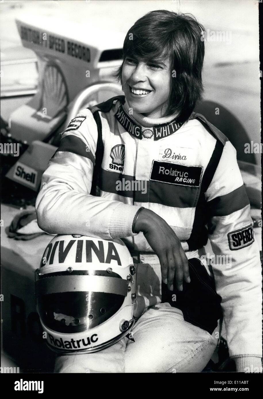 Juin 06, 1976 - Dinina réussit à mettre Ker Nams dans les livres de records - 29-Year-Old Divina Galica, de Chelsea, Londres, et Malesbury, Wiltshire, a fait aujourd'hui une proposition gagnante pour une place dans la voiture speed record books à RAT Fairford, Gloucestershire - la base d'essais en vol de Concorde- avec des tentatives sur le british 2000-3000 la clase records est son Sport-Rolaturc Shell Surtees TS16 de Formule 1 Ford Dev 3-litres. Elle a mis en place un nouveau 500 mètres et killometer record, et le plus rapide flying mile enregistrer et également le plus rapide d'un quart de mille de vol Banque D'Images
