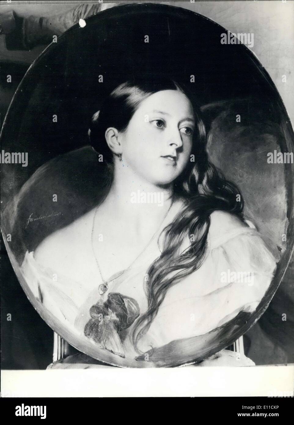 19 janvier 1977 - Victoria, reine du Pin-Ups : voici un aperçu inattendu de la reine Victoria. La poupe, strait-laced monarque qui n'a pas amusé se révèle comme une jeune beauté voluptueuse. Ce portrait a été cachée au public puisqu'il a été peint en 1843, est finalement d'aller à l'affiche. Le portrait, par Winterhalter, était aussi une surprise à son mari le Prince Albert, Victoria, puis vingt-quatre, a eu le tableau peint en secret au cours de la troisième année de son mariage, et présentée à son mari comme cadeau Banque D'Images
