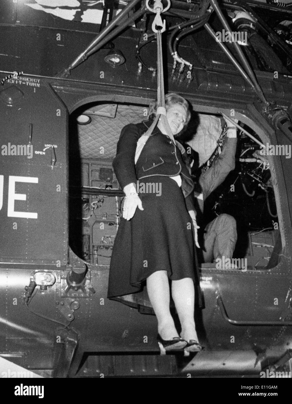 Margaret Thatcher est transporté par avion à partir d'hélicoptères de Banque D'Images