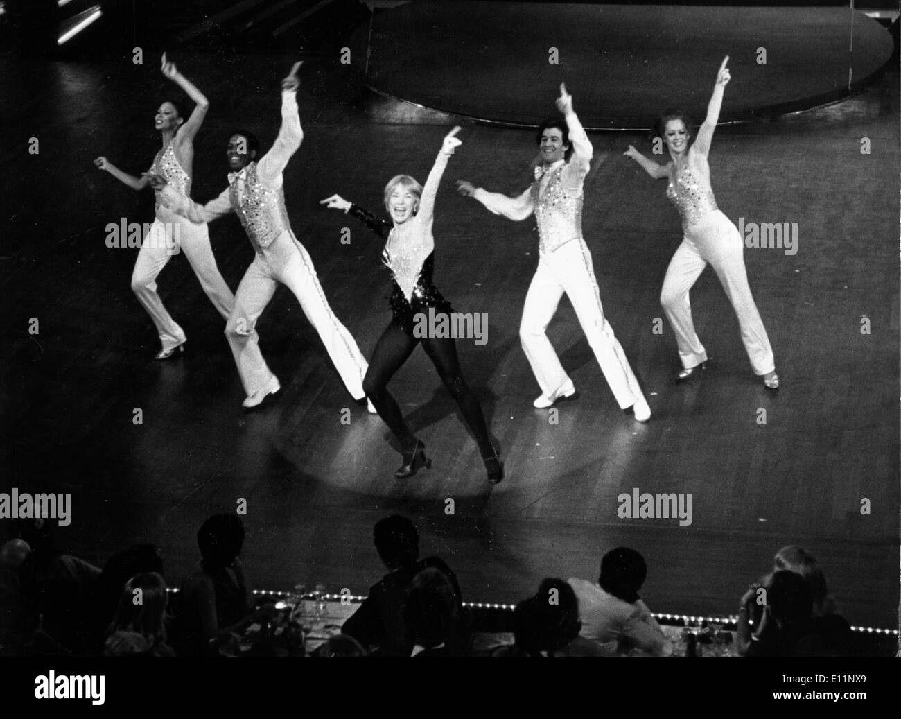 Shirley MacLaine joue sur Broadway Banque D'Images