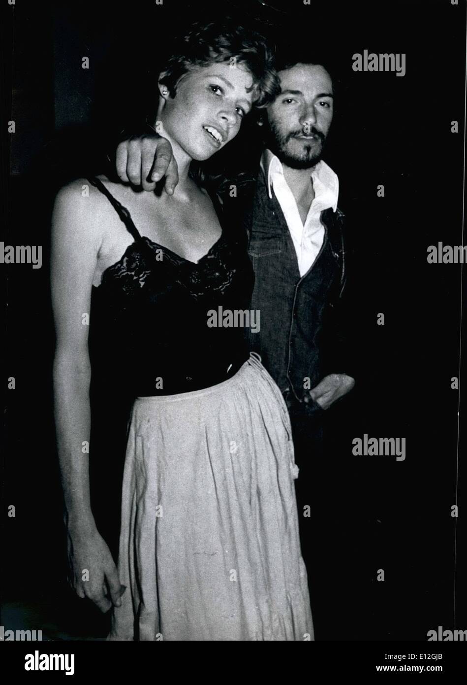 Le 29 décembre 2011 - La star du rock Bruce Springsteen et petite amie Karen Darvin. Banque D'Images