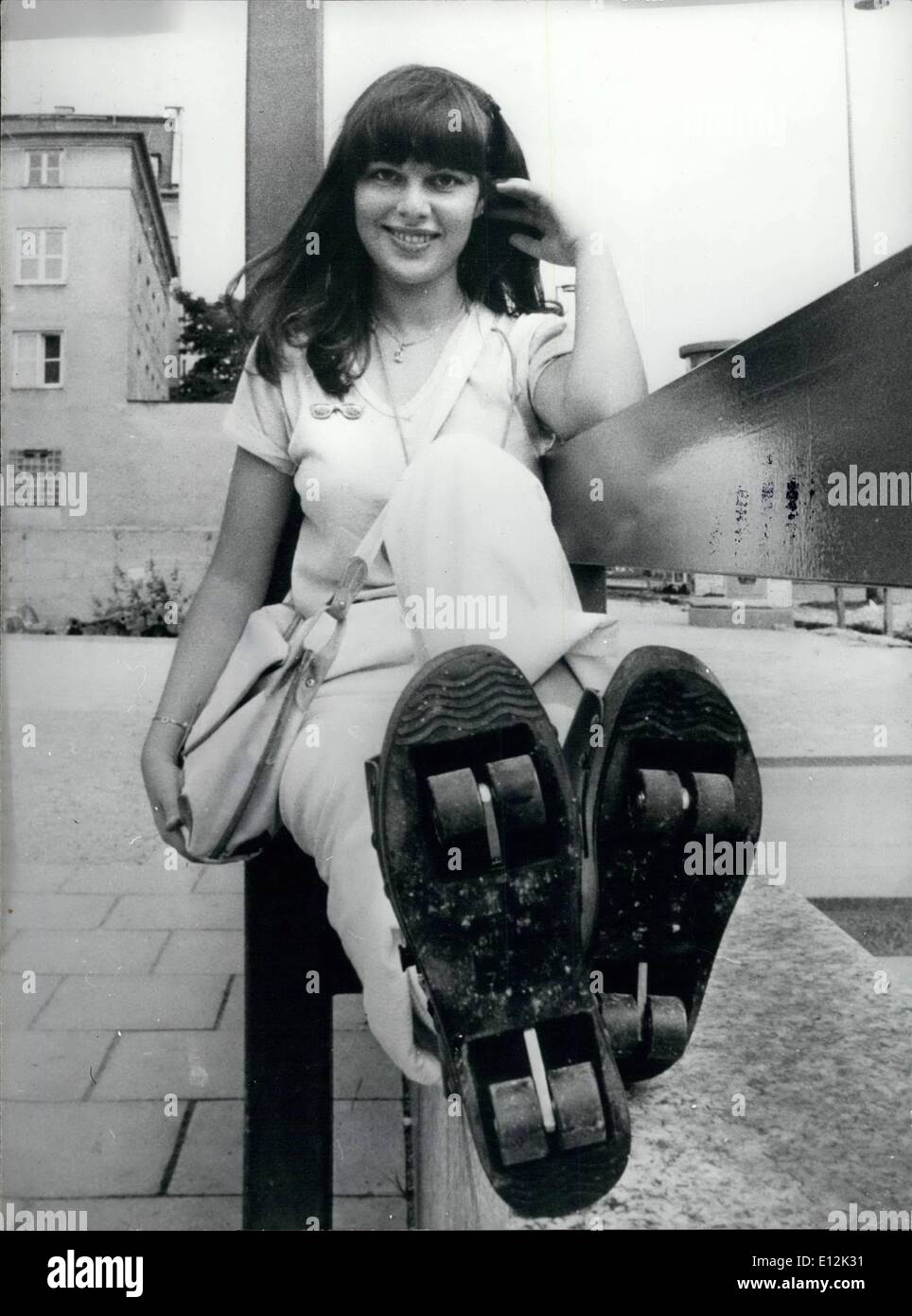 24 février 2012 - Roues Pop Pop'' : Les roues sont la dernière nouveauté en patins à roulettes qu'ils ont des rouleaux dans l'unique, et il ne Banque D'Images