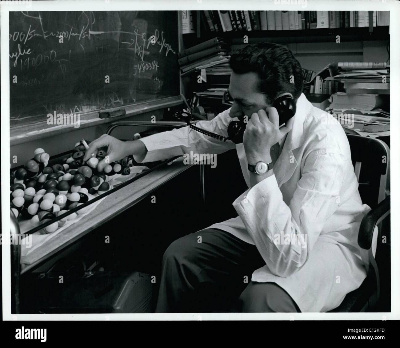 24 février 2012 - Le Dr Marshall Nirenberg, W., 1968, prix Nobel de physiologie & MedicineUM Banque D'Images