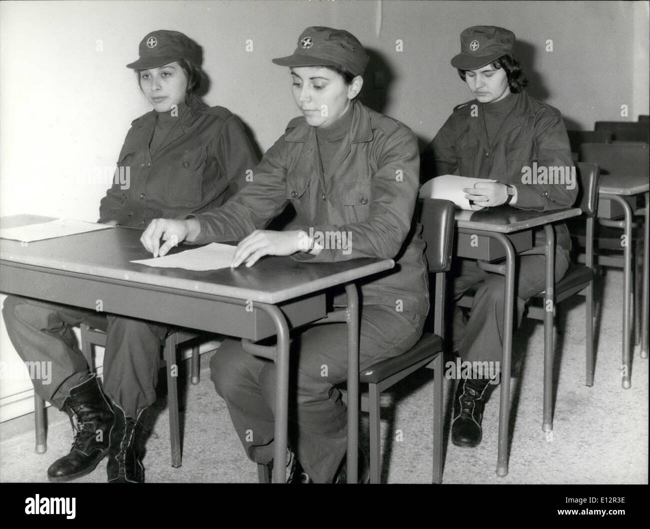 24 février 2012 - Première femme Des soldats de l'armée grecque. Banque D'Images