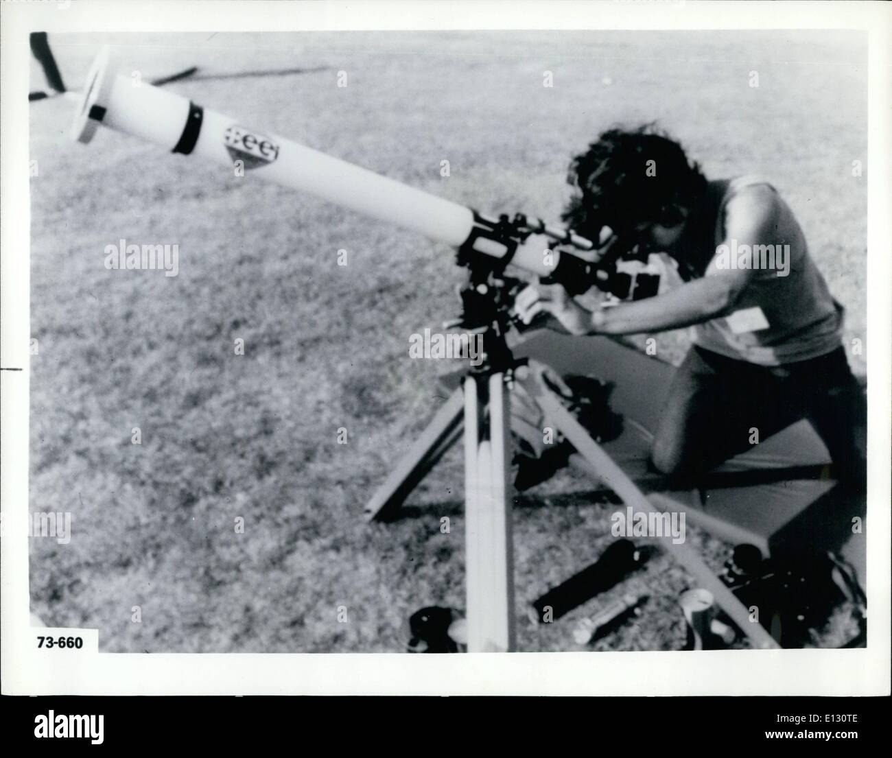 Le 26 février 2012 - L'éclipse totale observé et tourné de camping au Canada : Le soleil tient toujours ses puzzles. En juillet 1972, une équipe se rassemblent sous un éminent astronome de l'Université de Harvard, à réduire petit à petit certains. Leur camp pour la semaine d'expédition a été sur l'île Prince Edwards dans le golfe du Saint-Laurent, leur chef Le Dr Donald H. Menzel, ancien président de l'American Astronomical Society Banque D'Images