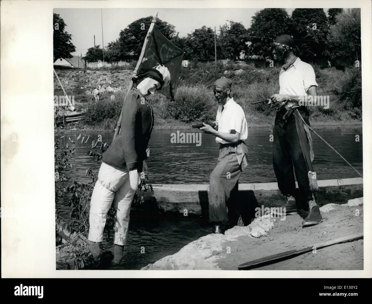 Le 26 février 2012 - 7.Les pirates fait un faux d'un soldat qui a à souffrir beaucoup d'eux. Mais avant que les véritables soldats qu'ils craignent beaucoup. Banque D'Images
