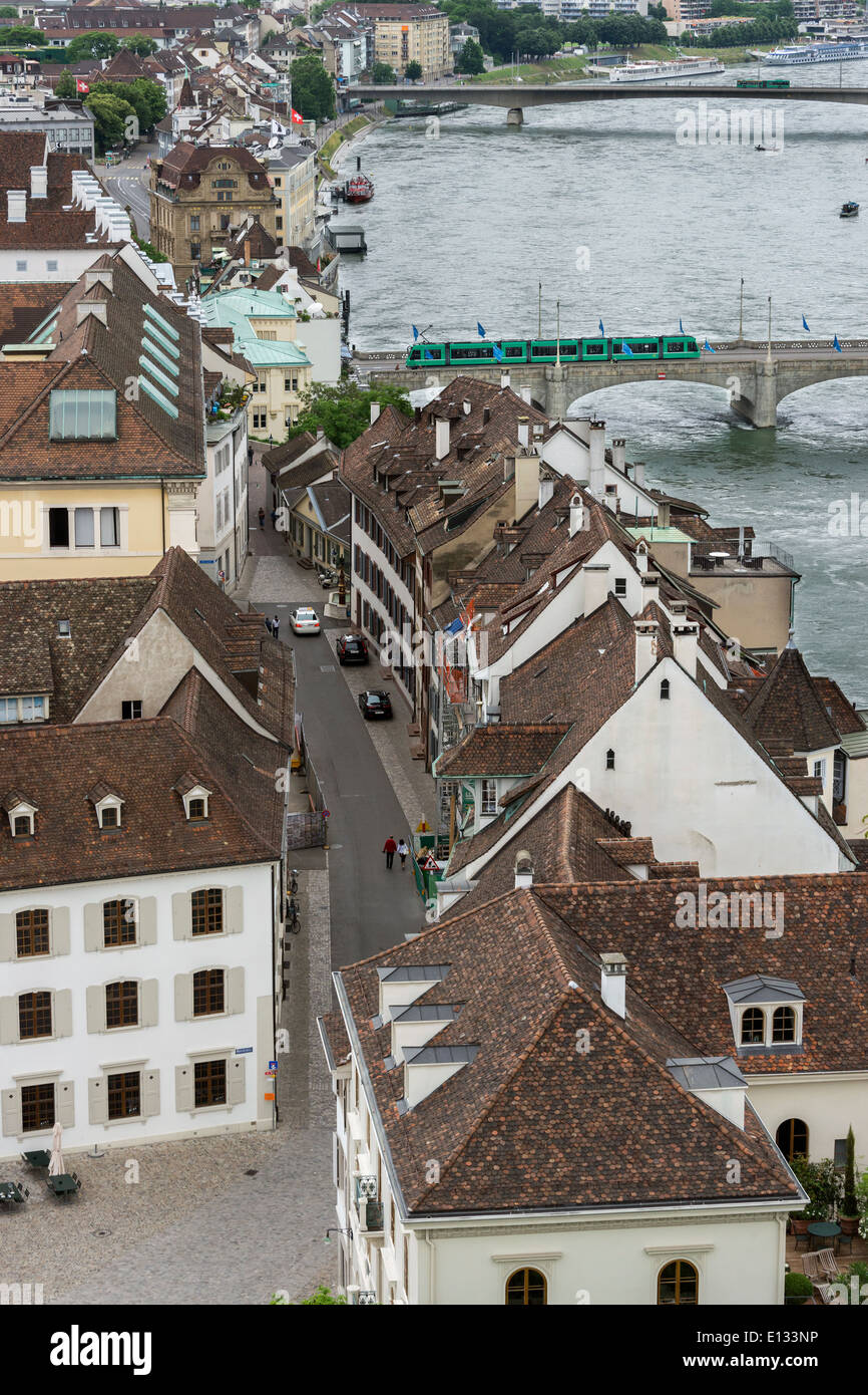 Regardant vers le bas Reinsprung vers le Danube, vieille Bâle, Suisse Banque D'Images