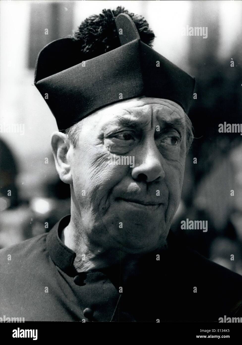 Le 28 février 2012 - Les conflits et les affrontements entre l'parrish prêtre Don Camillo et le maire communiste Peppone continuer dans Banque D'Images