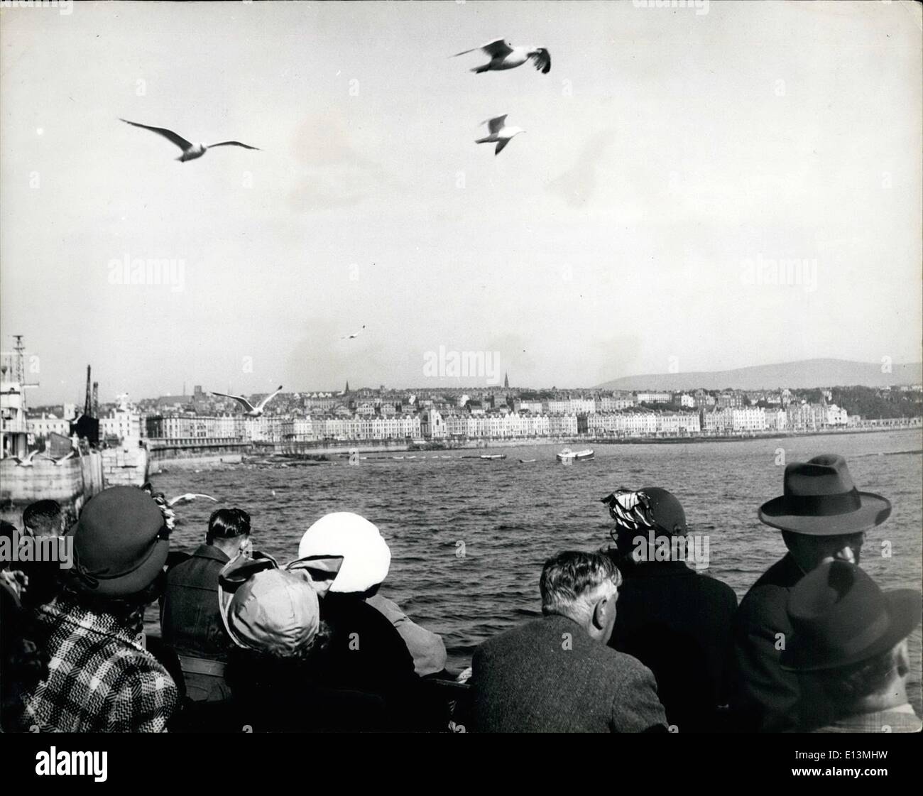 Mars 02, 2012 - L'île de Man - The Skyline. : Le point de vue selon lequel les visiteurs entrant à l'île de Man get à l'approche de Douglas, avec sa longue promenade bordée d'hôtels. Banque D'Images