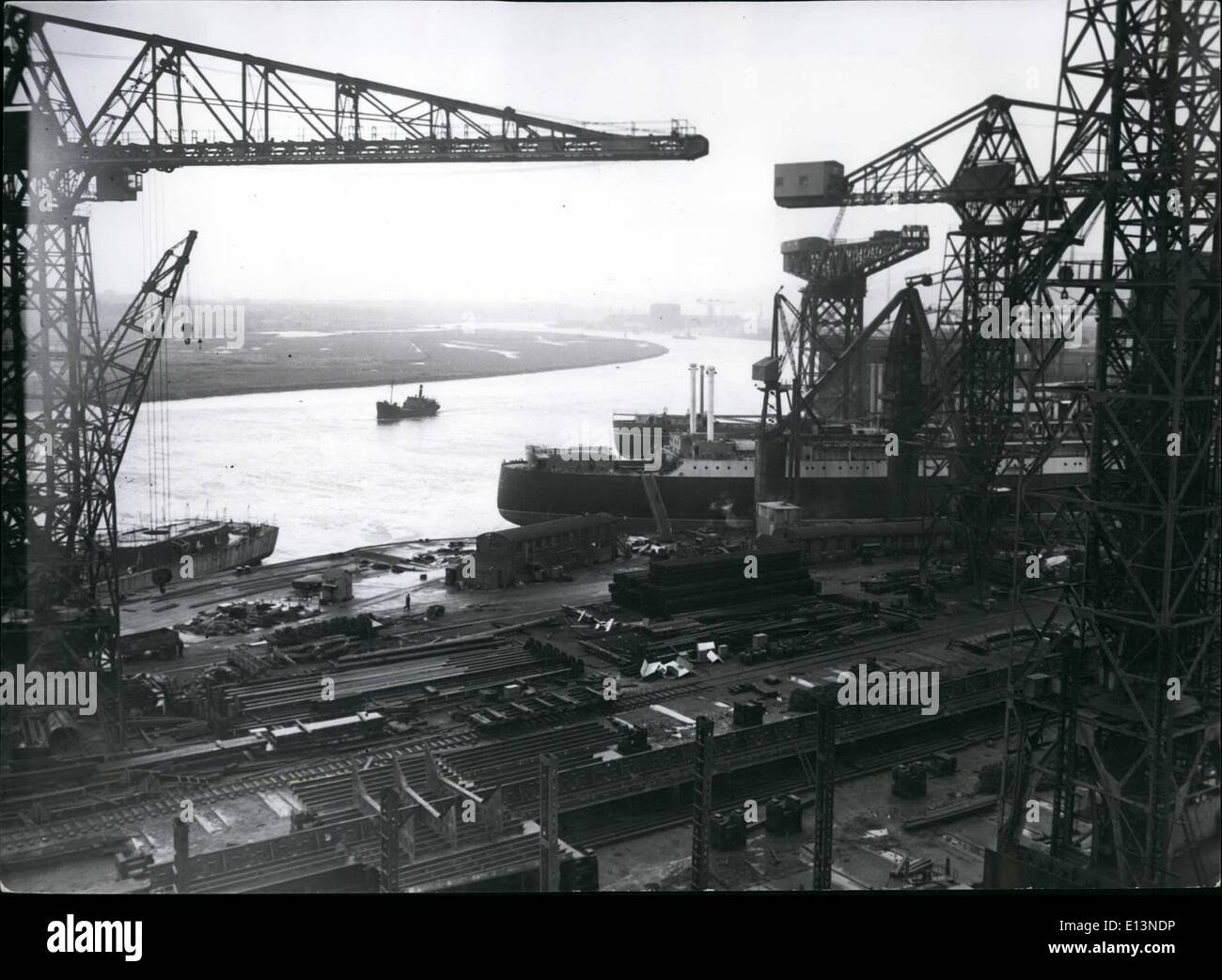 Mar. 22, 2012 - La construction navale sur le Clyde : Vue de John Browns shipyards à Glasgow, à la courbe le long de la rivière Clyde scène de plusieurs lancements célèbres. Banque D'Images