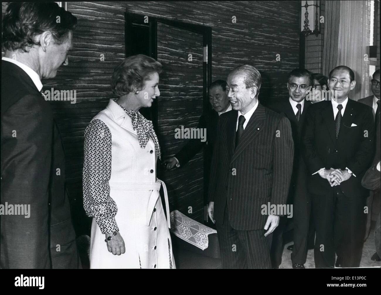 Mar. 22, 2012 - Photo montre Mme Thatcher rencontre le Premier Ministre Fukuda à la résidence officielle du Premier Ministre. Banque D'Images