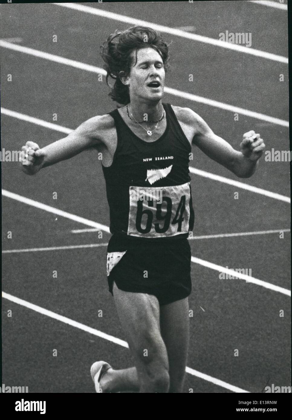 27 mars 2012 - John Walker remporte la finale 1500 mètres : Photo montre John Walker de la Nouvelle-Zélande vu remporter la finale du 1500 mètres dans les Jeux olympiques de Montréal. Banque D'Images