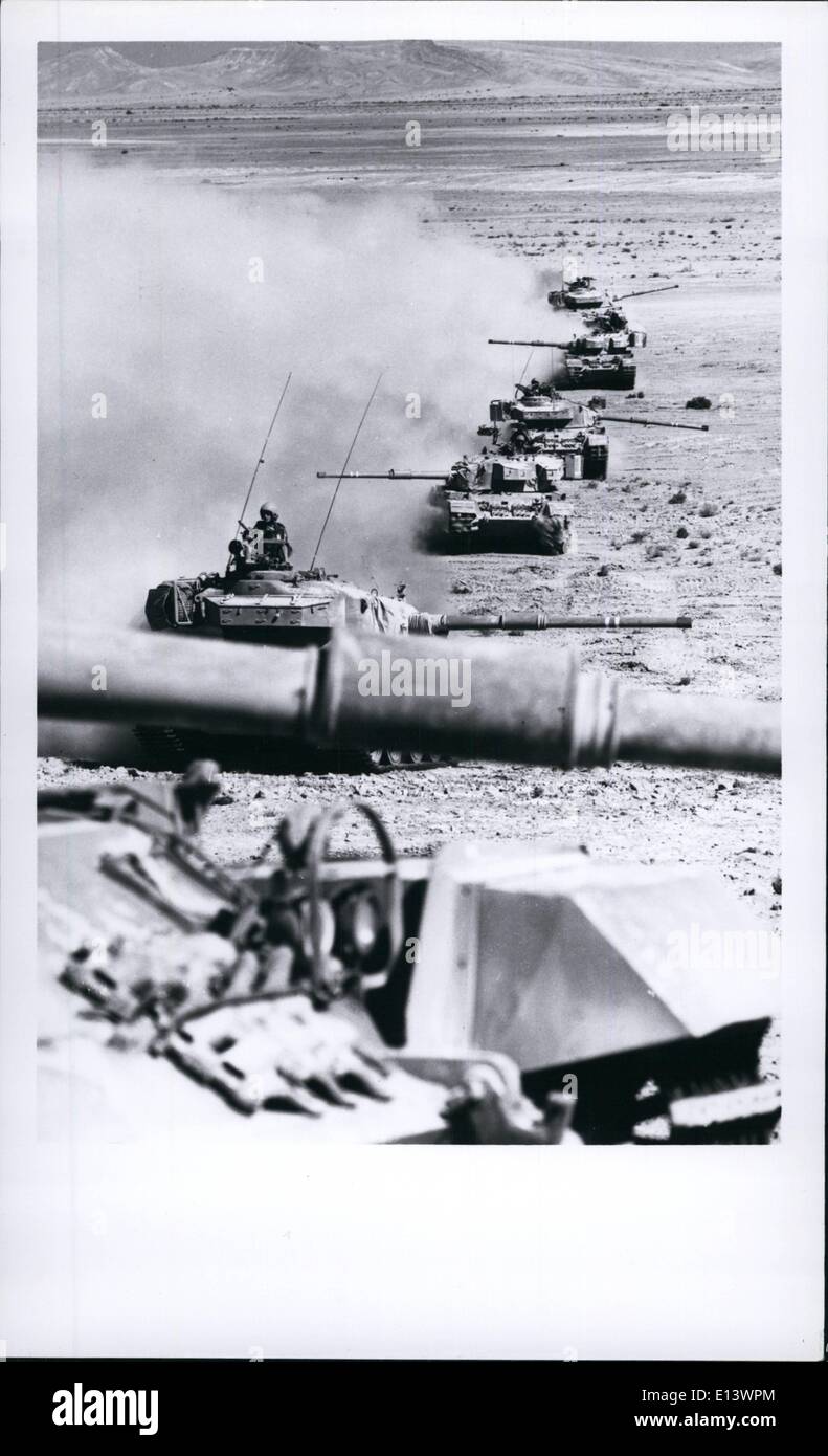 27 mars 2012 - Sinaï - Giddi - ligne Mills Brit. Faites chars Centurion avec cuisine américaine, israélienne et moderne diesel 105 mm guns & special nouveau visant l'équipement. Crédit photo : N. Gutman Banque D'Images