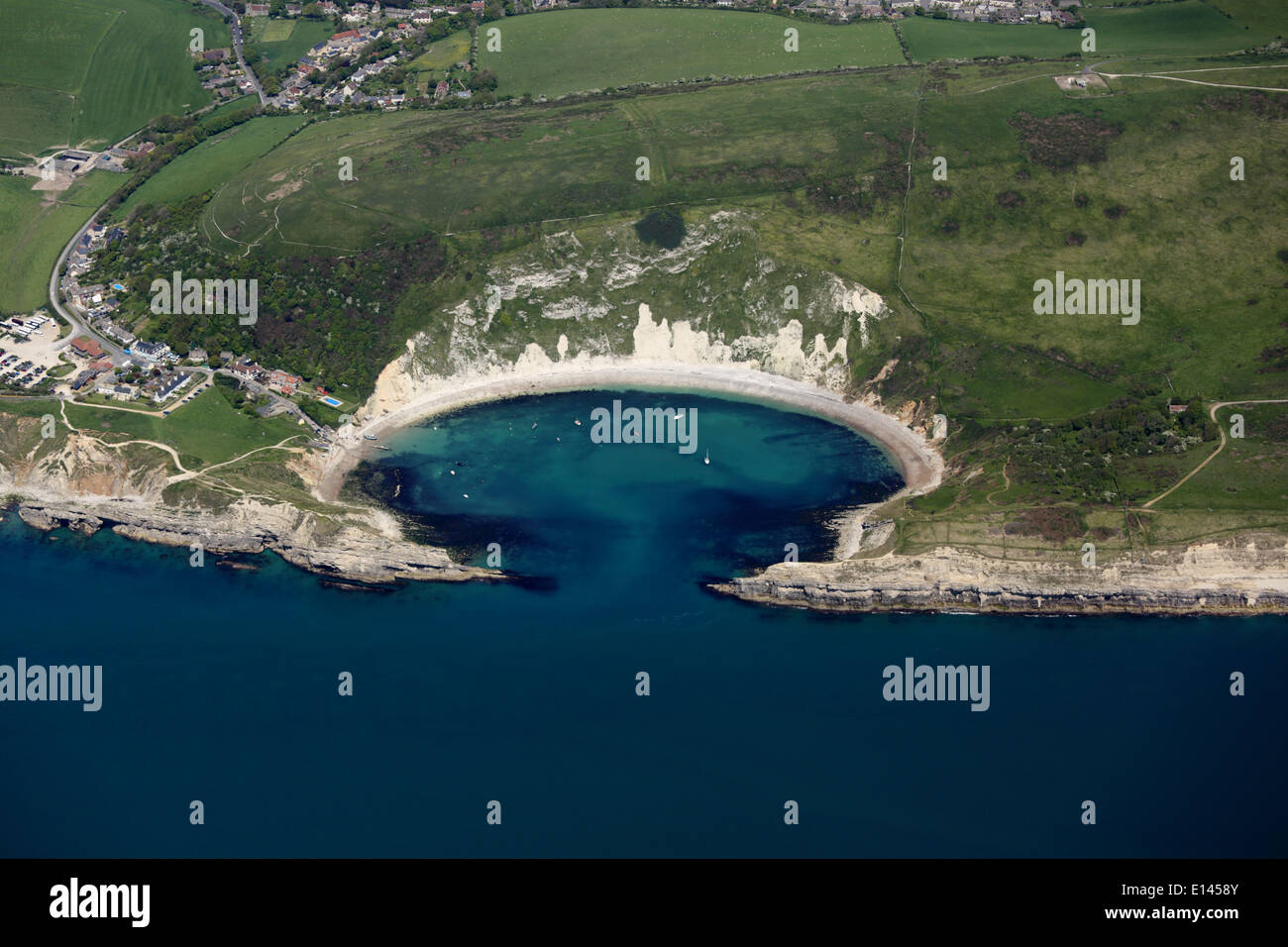 Vue aérienne de Lulworth Cove Banque D'Images