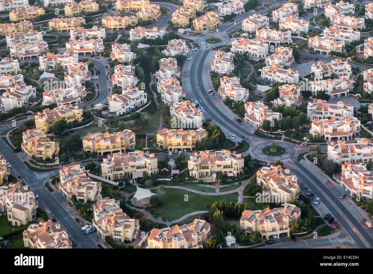 Emirats Arabes Unis, Dubaï, en banlieue. Aerial Photo Stock Alamy