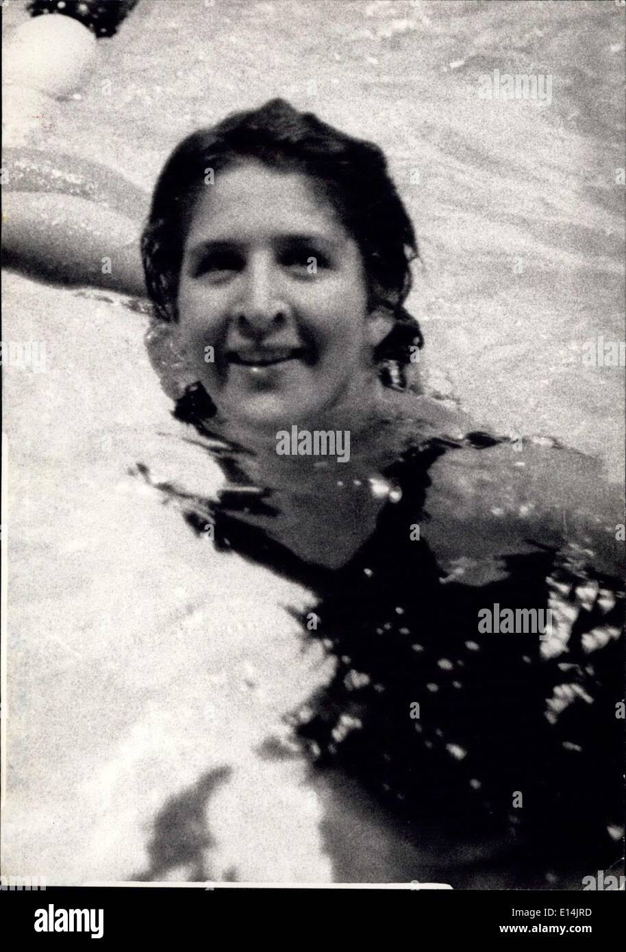Avril 05, 2012 - Dawn Fraser, Jeux Olympiques Rome 1960, Médaille d'or du nageur. Banque D'Images
